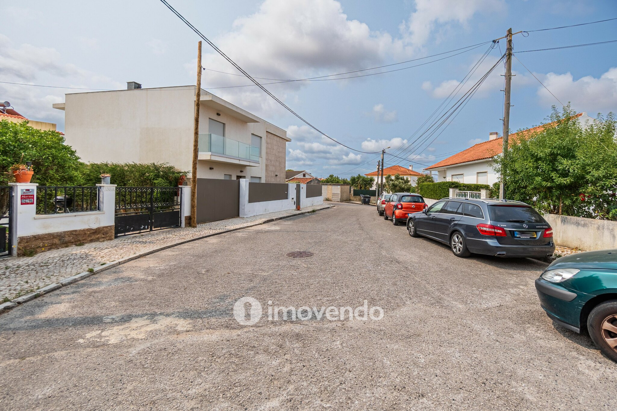 Moradia T3 isolada, em terreno de 1.262m², em Bicesse, Alcabideche
