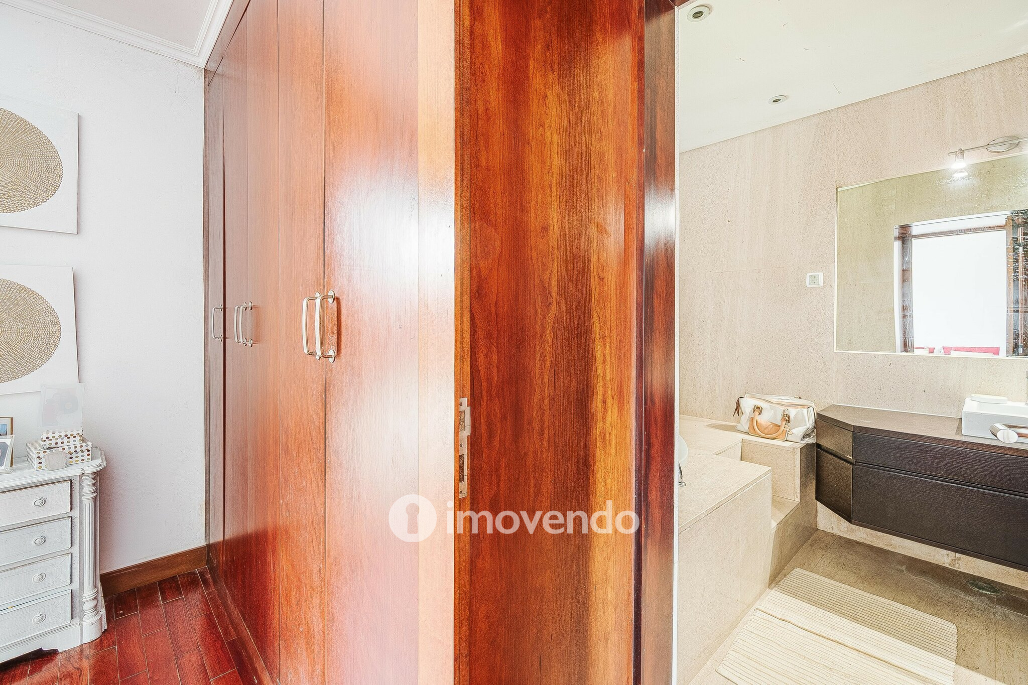 Moradia T3 isolada, em terreno de 1.262m², em Bicesse, Alcabideche