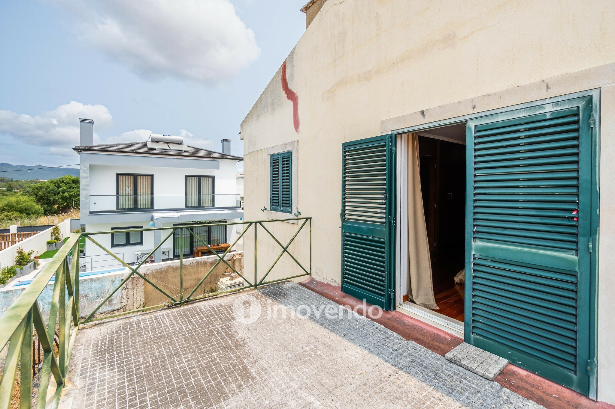 Moradia T3 isolada, em terreno de 1.262m², em Bicesse, Alcabideche