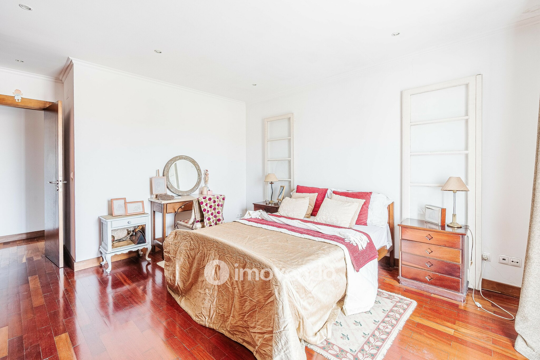 Moradia T3 isolada, em terreno de 1.262m², em Bicesse, Alcabideche