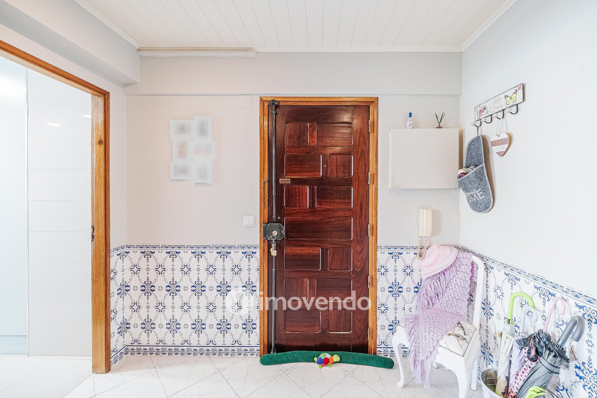 Apartamento T3, com áreas amplas, em Setúbal
