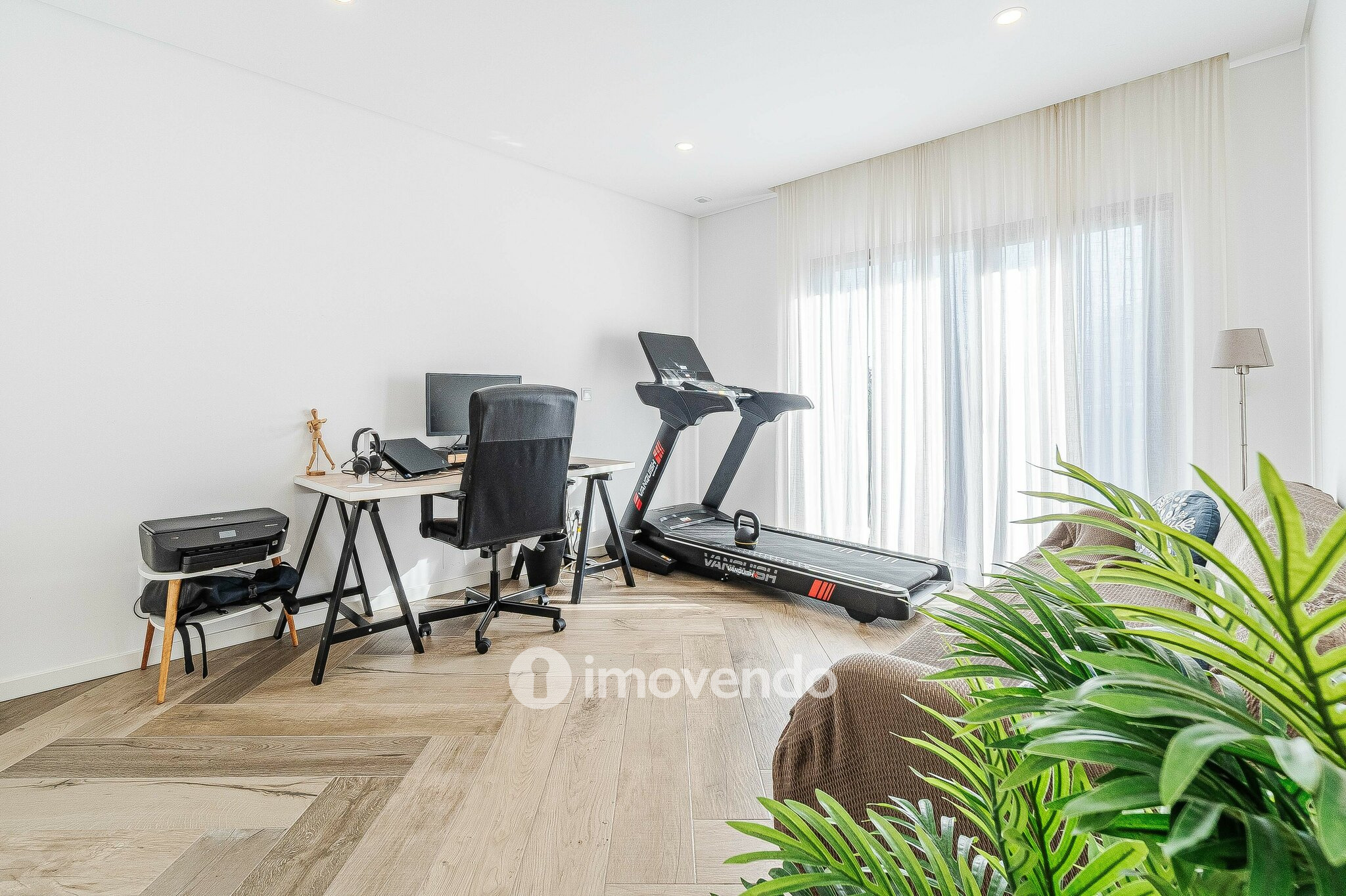 Moradia T4 exclusiva, com piscina e próximo da praia, em Peniche