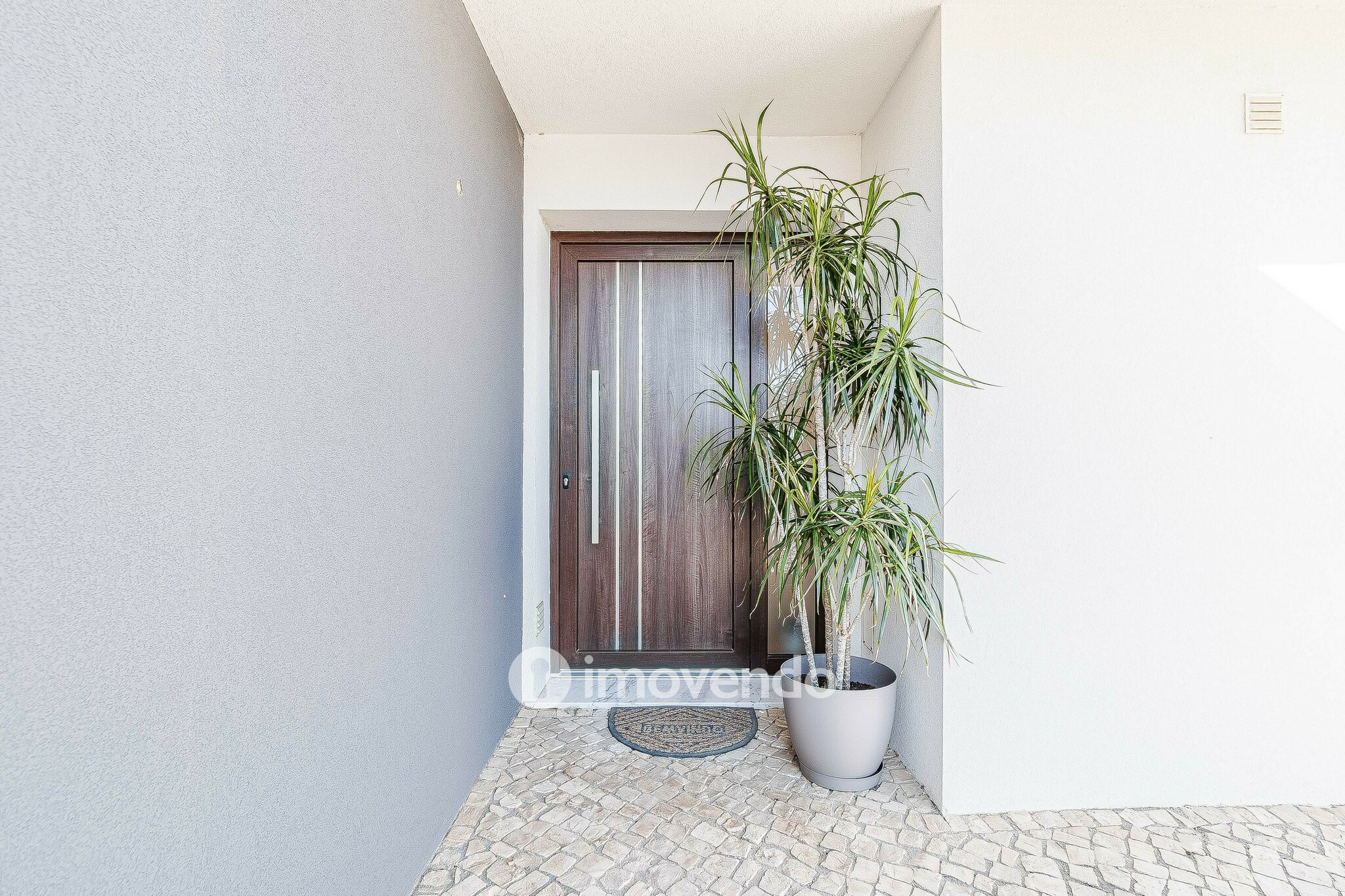 Moradia T4 exclusiva, com piscina e próximo da praia, em Peniche