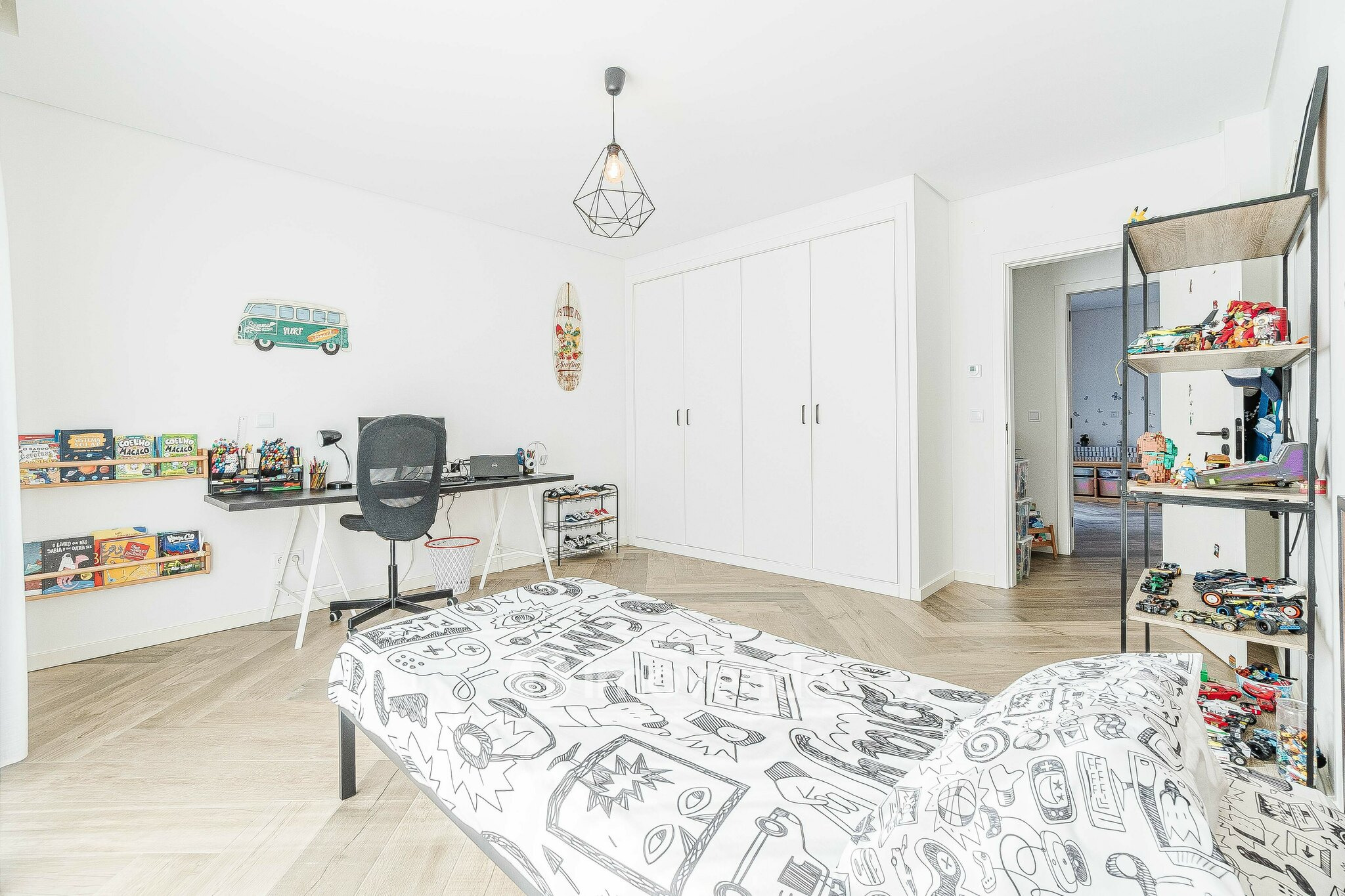 Moradia T4 exclusiva, com piscina e próximo da praia, em Peniche