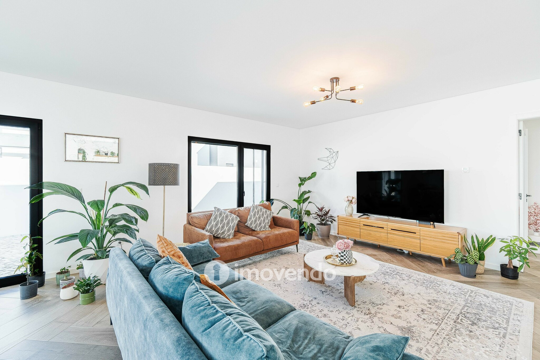 Moradia T4 exclusiva, com piscina e próximo da praia, em Peniche