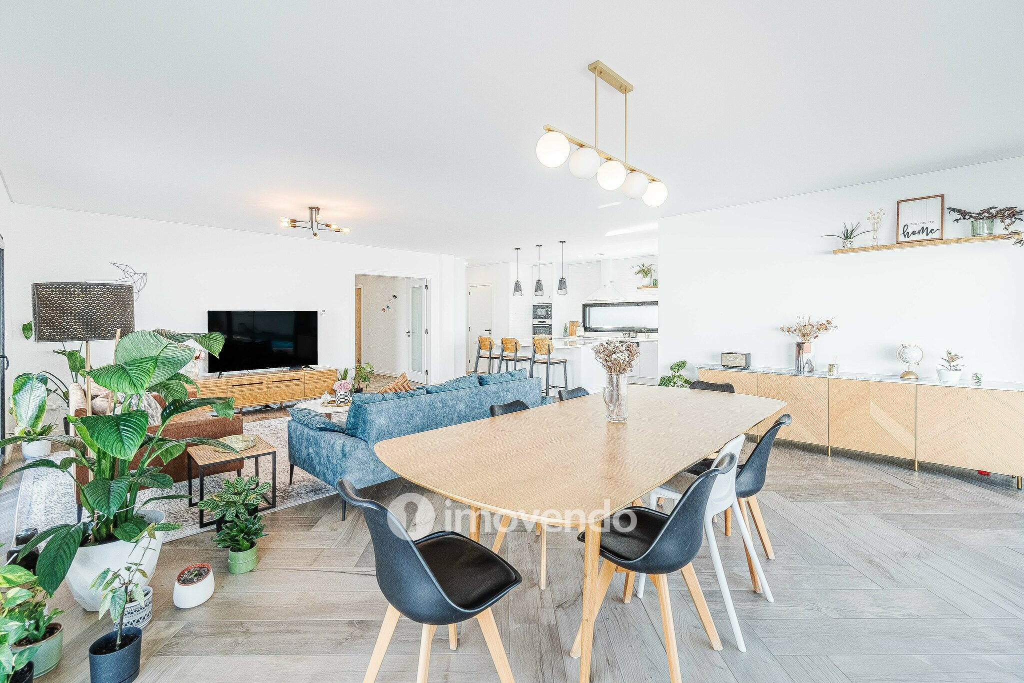 Moradia T4 exclusiva, com piscina e próximo da praia, em Peniche