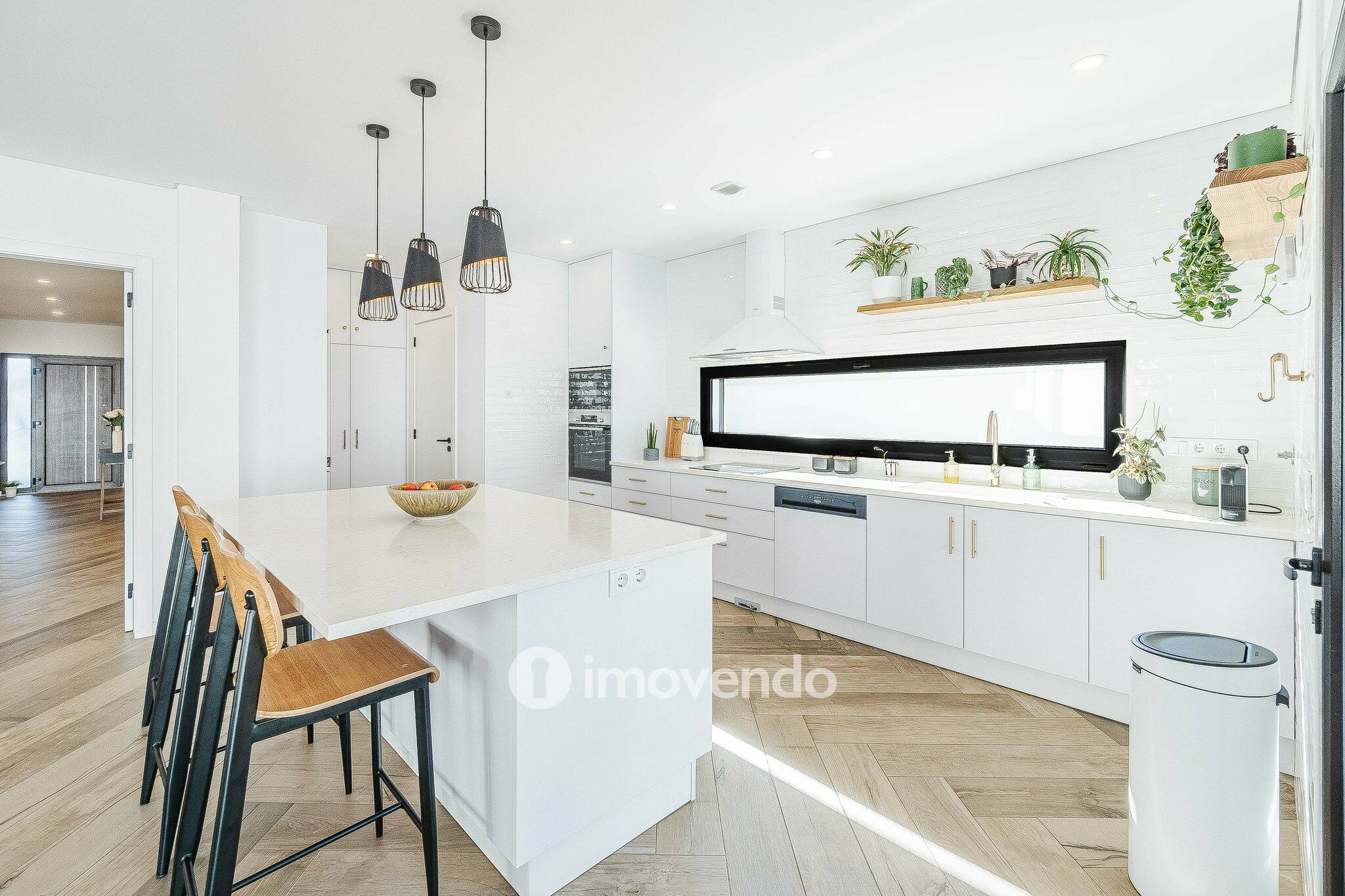 Moradia T4 exclusiva, com piscina e próximo da praia, em Peniche