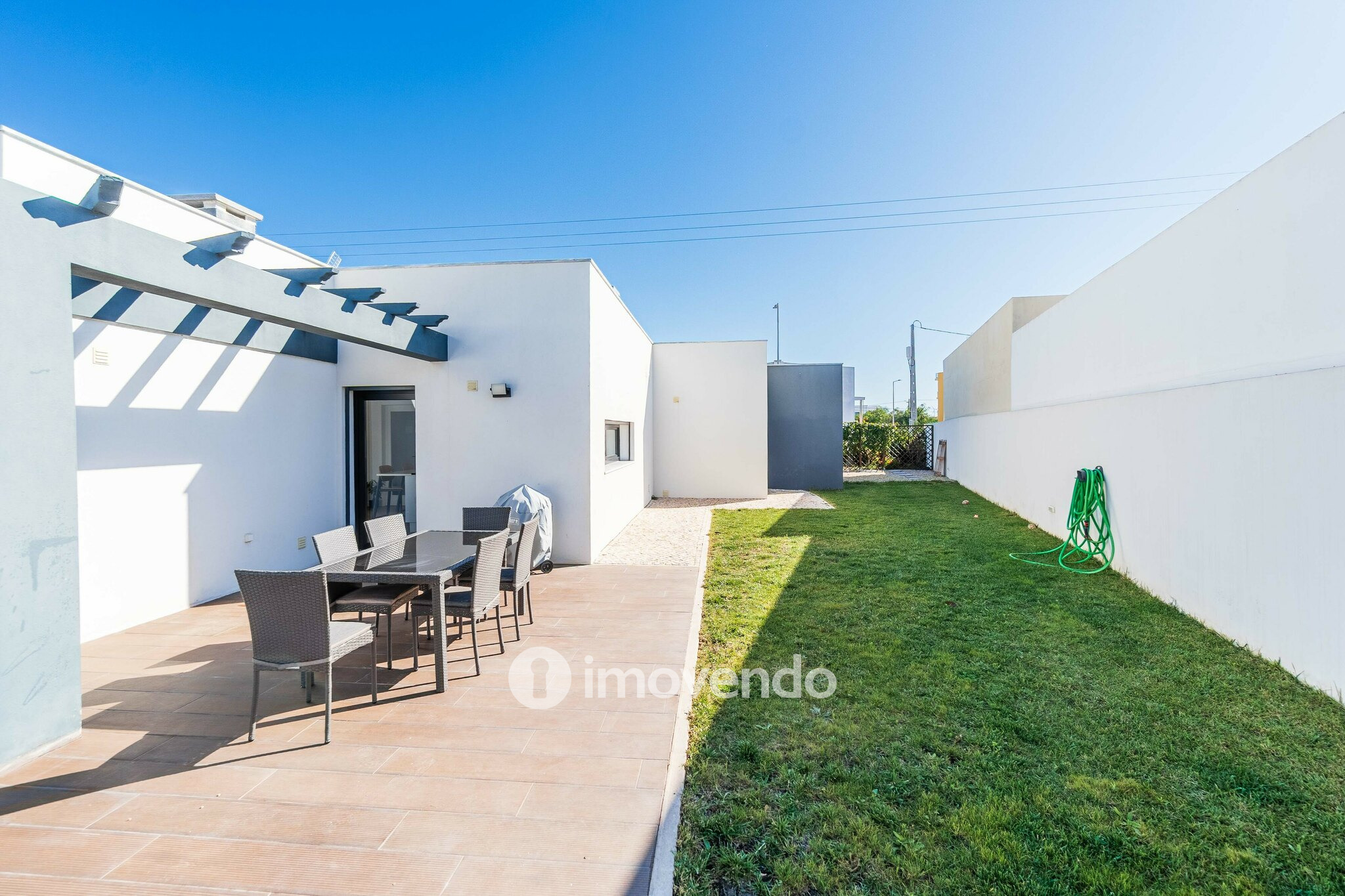 Moradia T4 exclusiva, com piscina e próximo da praia, em Peniche