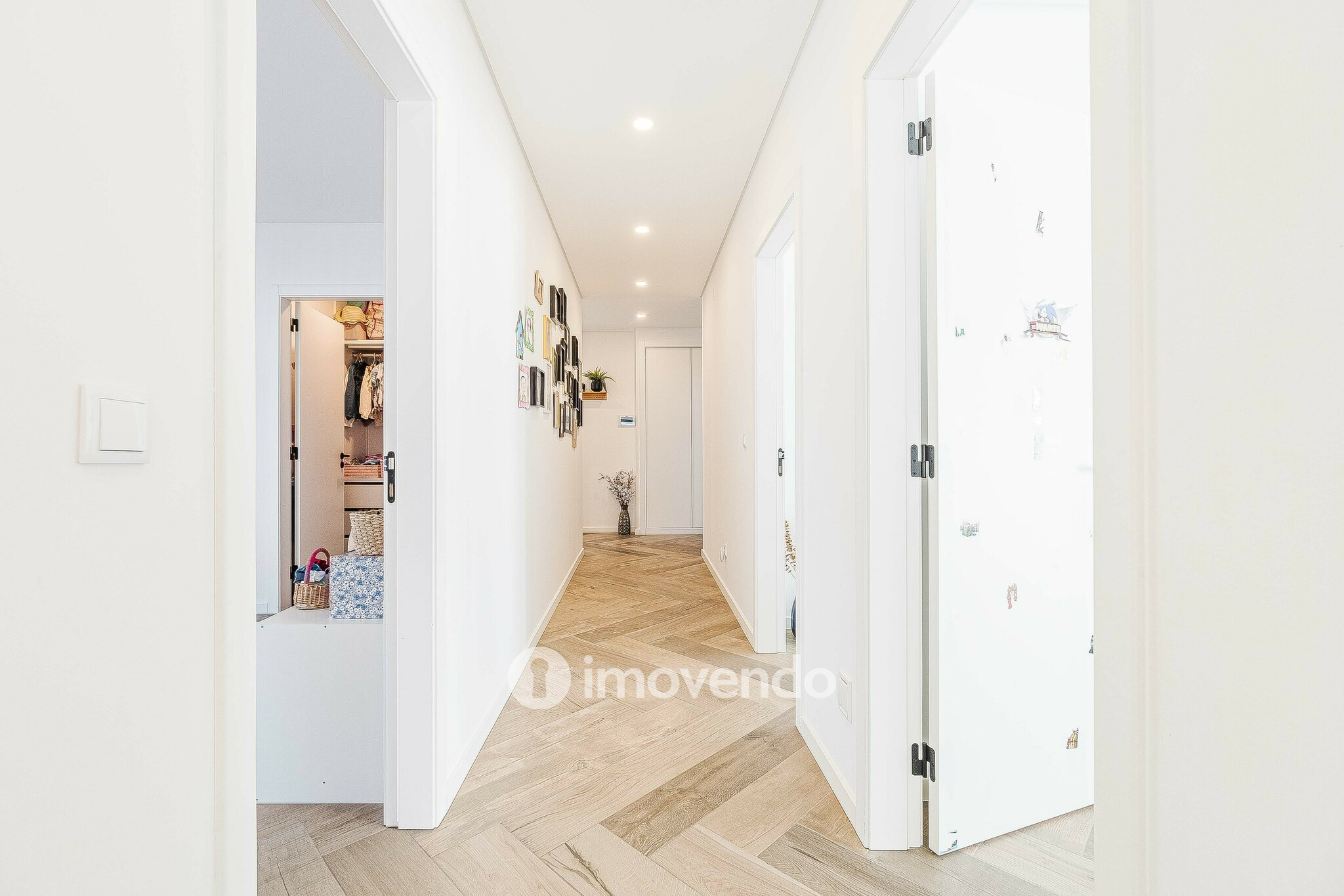 Moradia T4 exclusiva, com piscina e próximo da praia, em Peniche