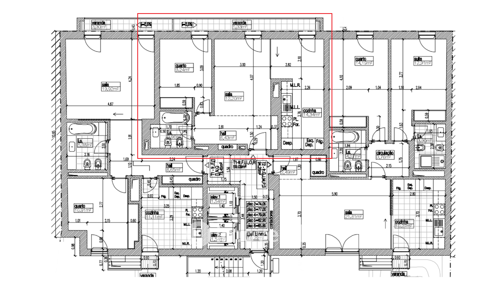 Apartamento T1 exclusivo, com estacionamento, na Av. Duque de Loulé