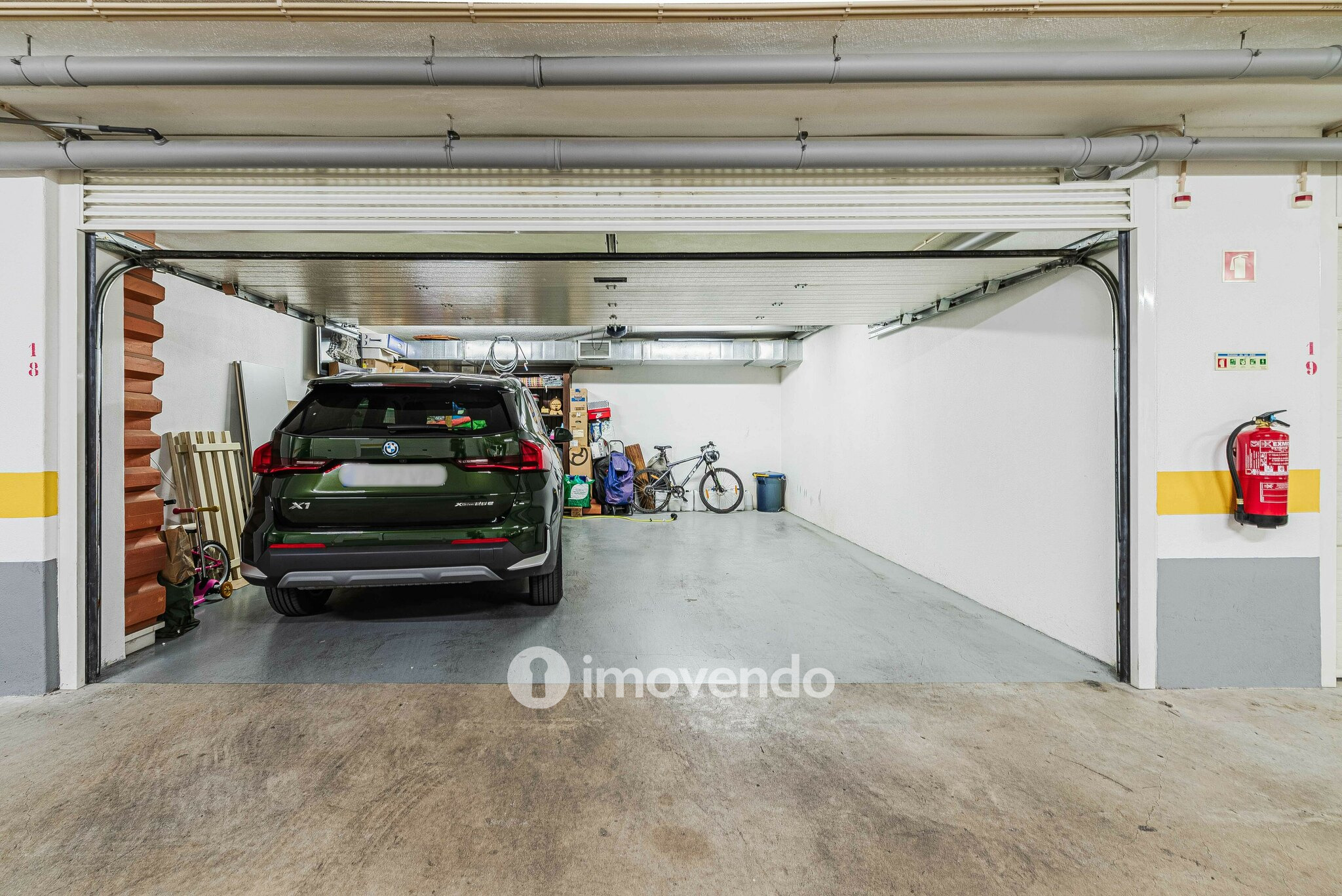 Apartamento T3 exclusivo, com garagem e vista Rio, em Moscavide