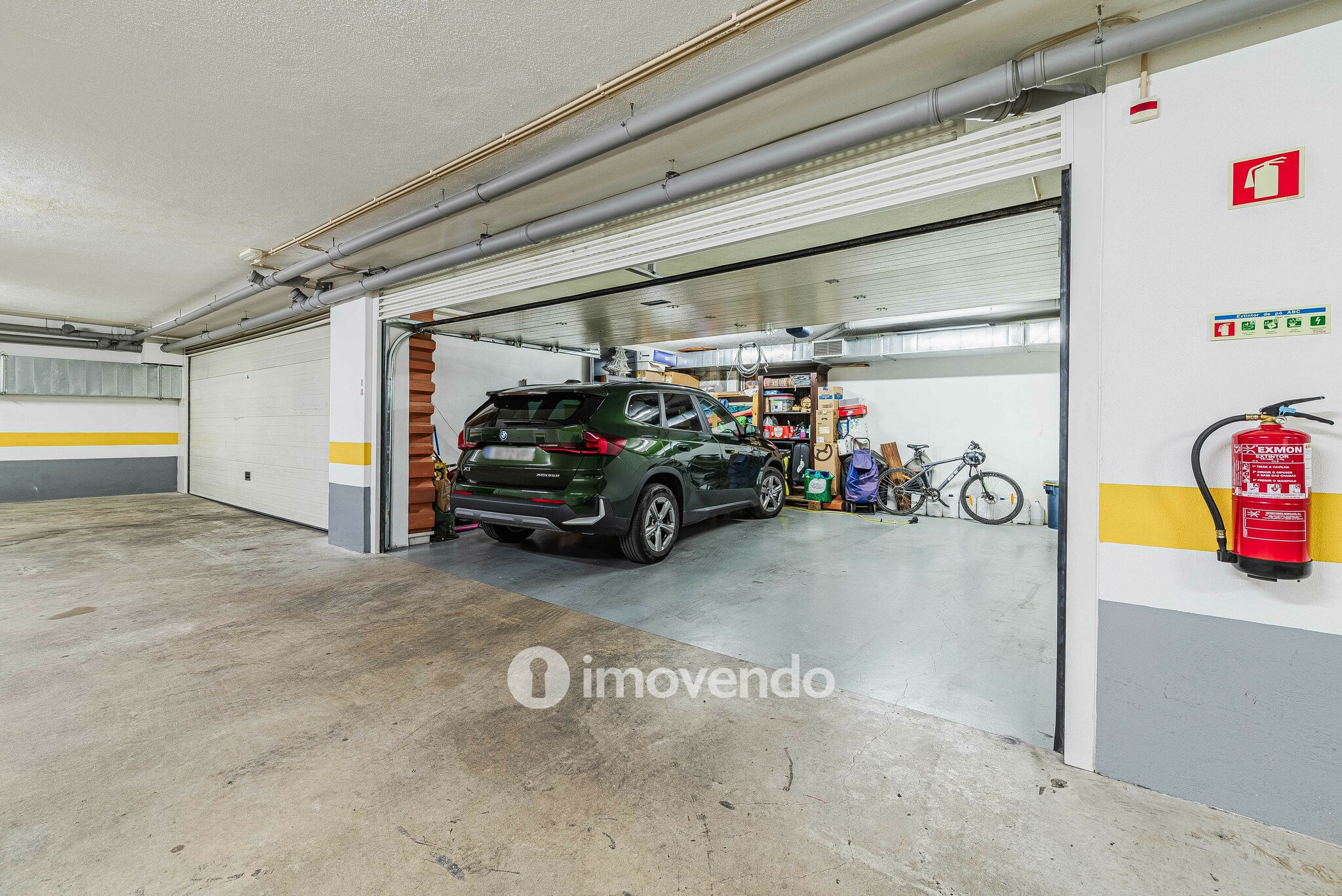 Apartamento T3 exclusivo, com garagem e vista Rio, em Moscavide