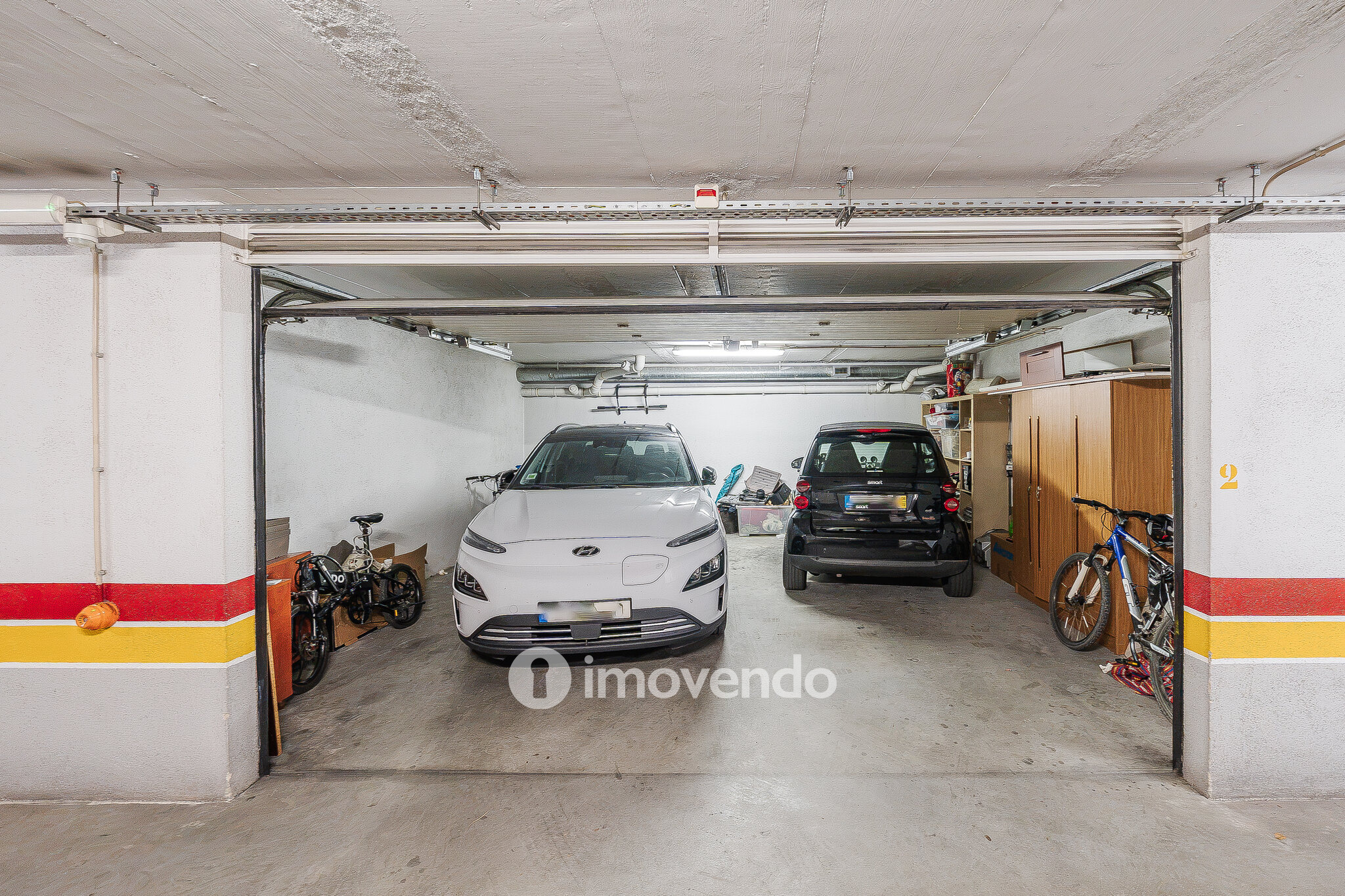 Apartamento T2 moderno, com garagem e varanda enorme, na Malvarosa