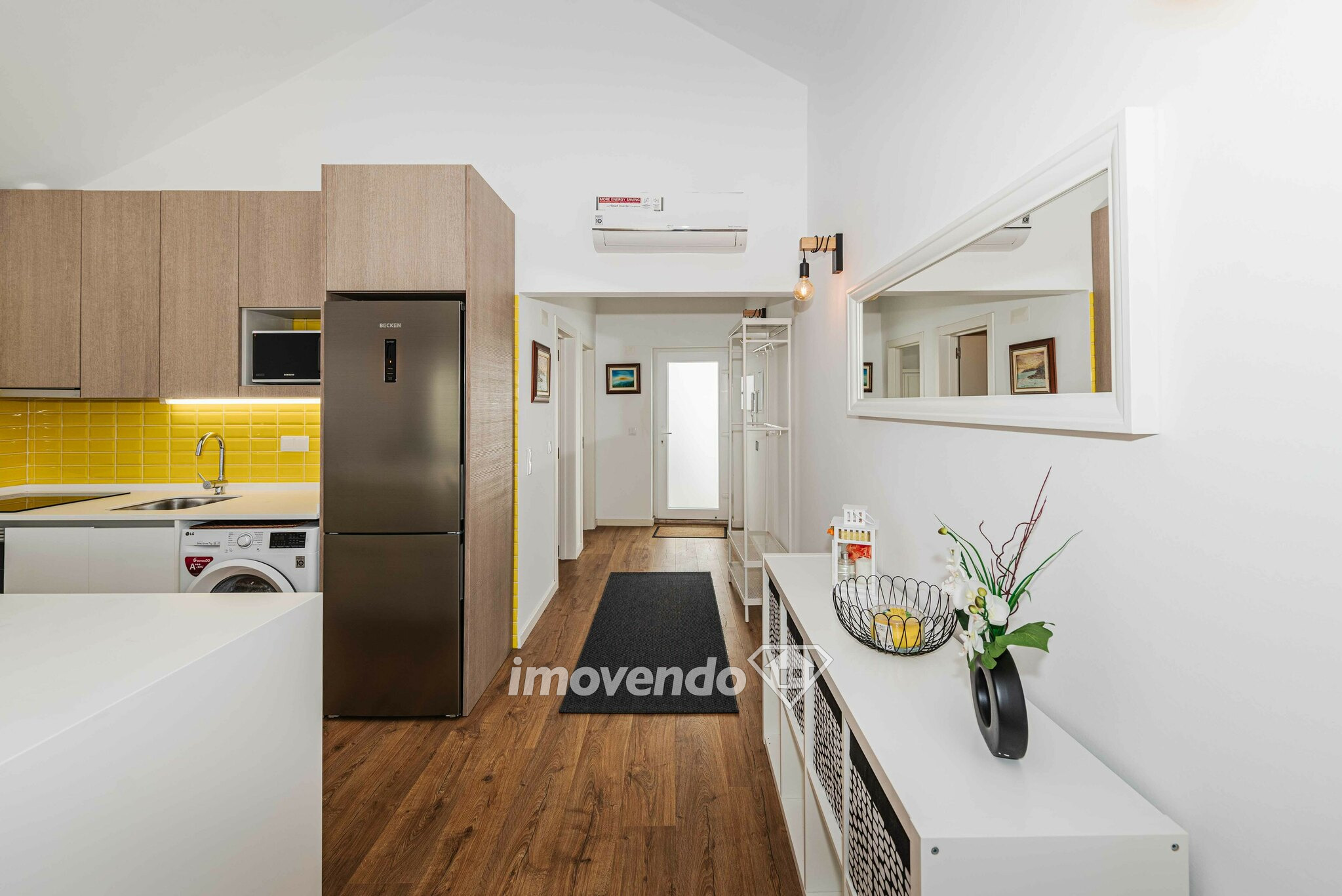 Apartamento T1 novo, a 1 km da praia, em Paço de Arcos