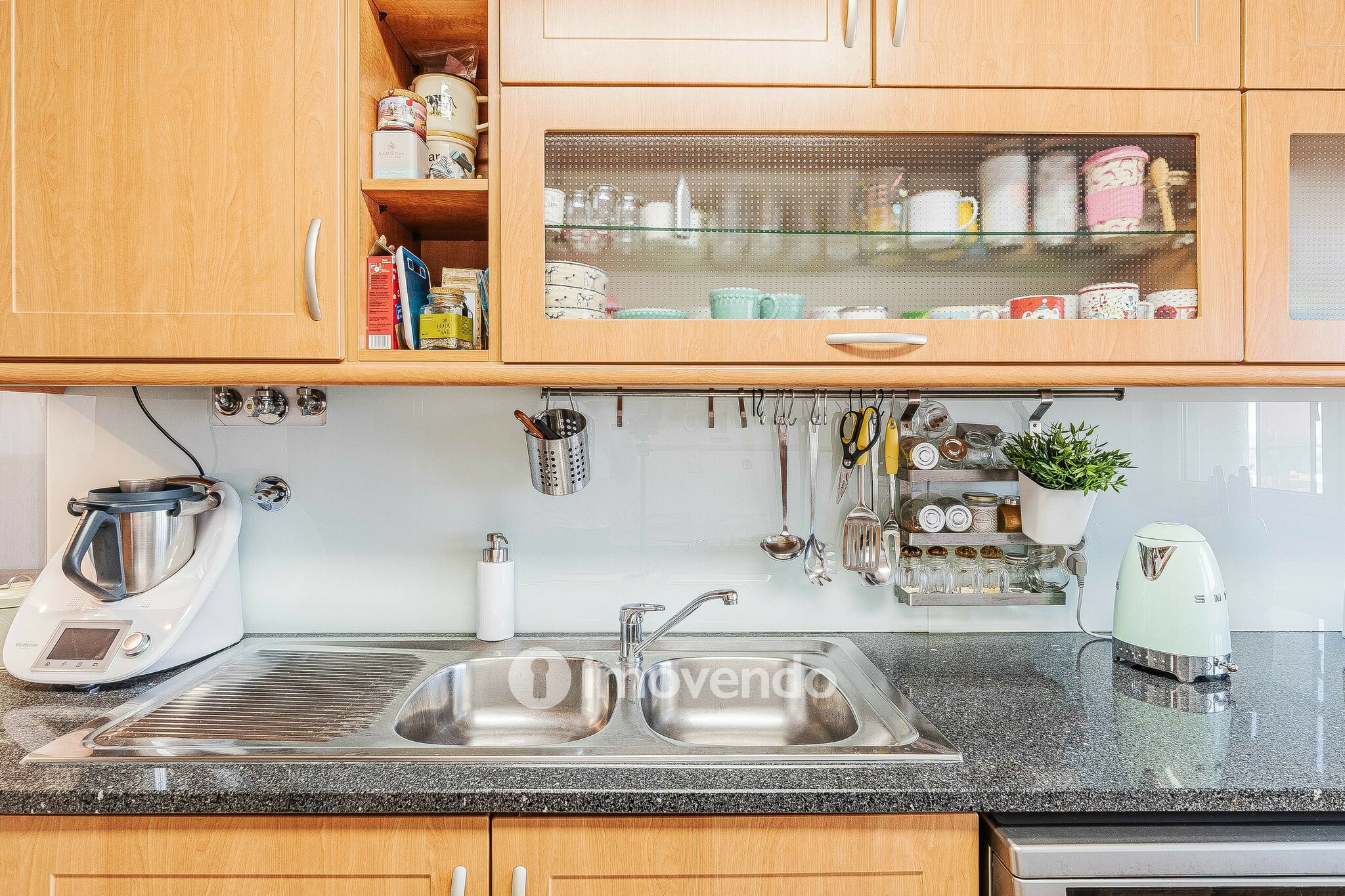 Apartamento T4, com estacionamento e vistas sobre o Tejo, em Sacavém