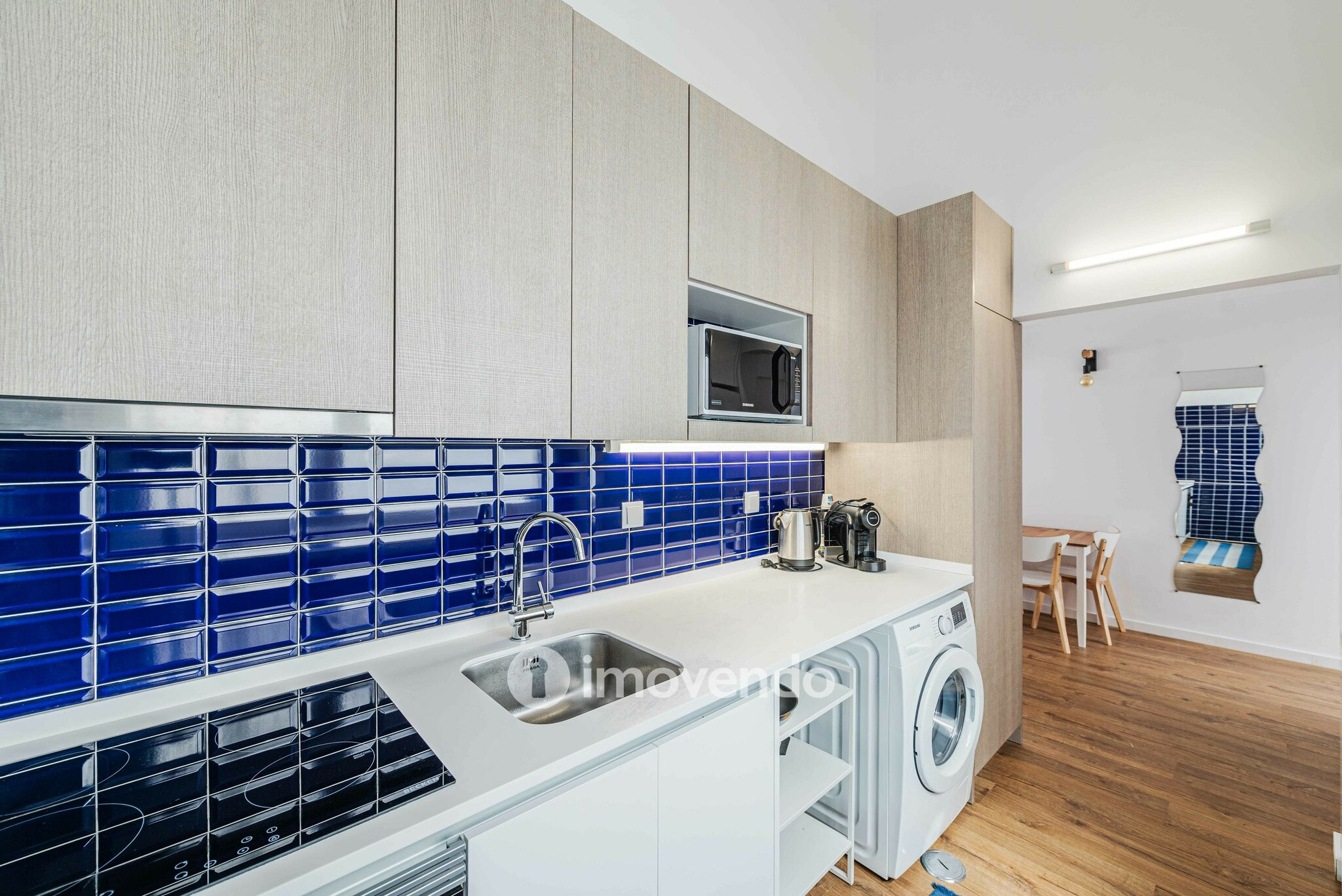 Apartamento T1 com terraço, a 1 km da praia, em Paço de Arcos