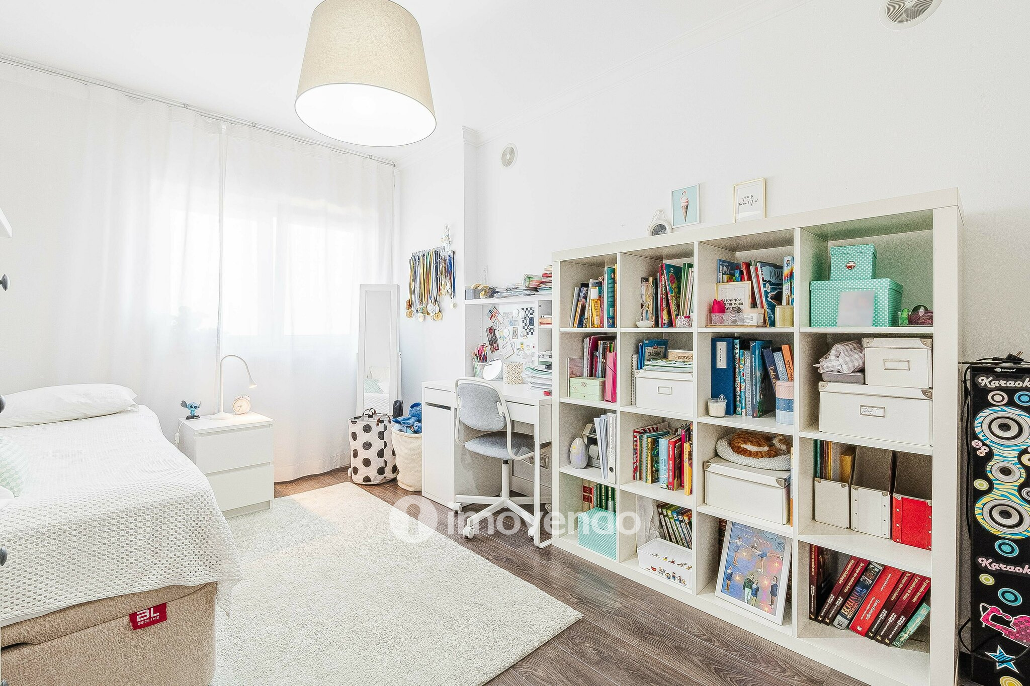 Apartamento T4, com estacionamento e vistas sobre o Tejo, em Sacavém