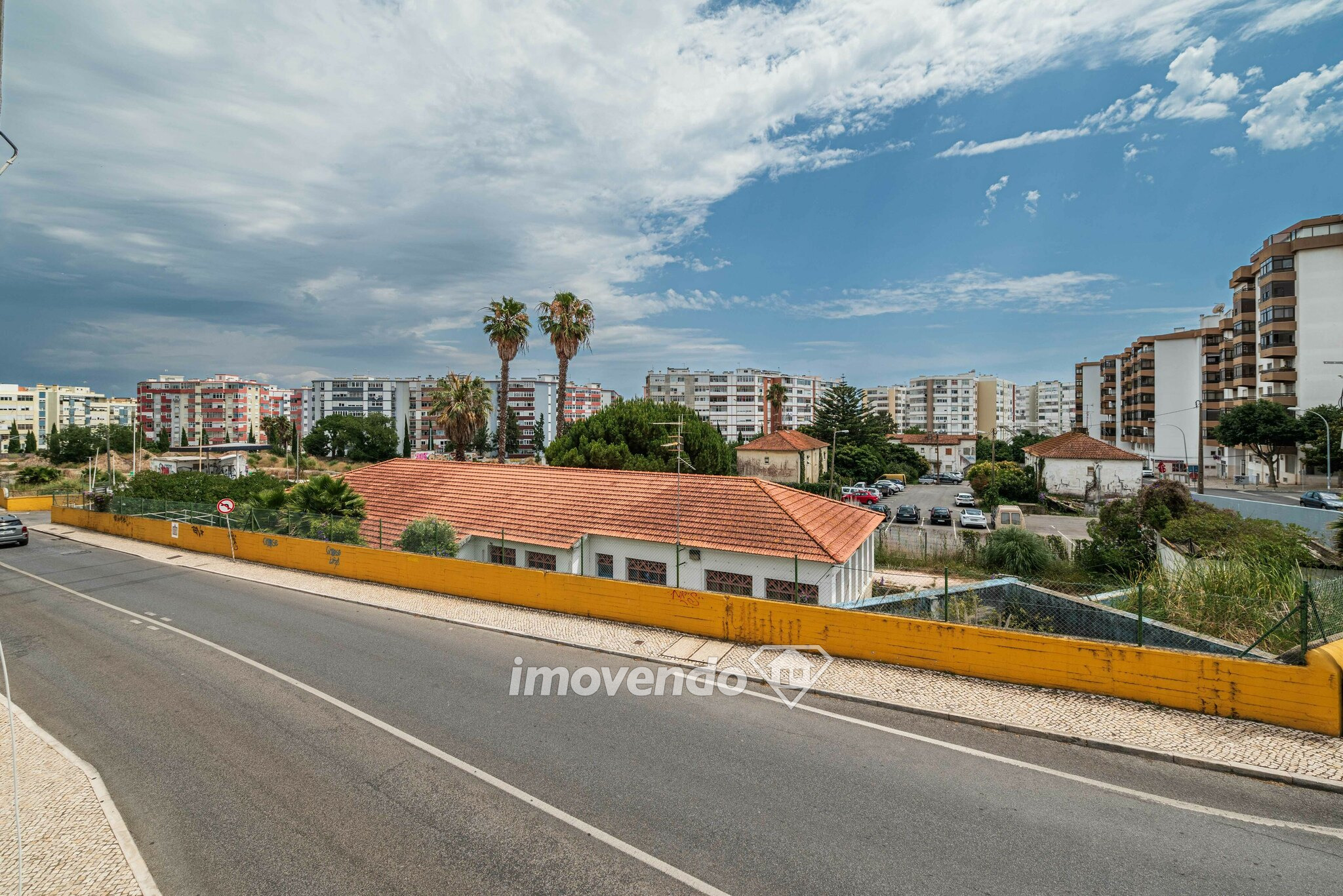 Apartamento T1 novo, a 1 km da praia, em Paço de Arcos