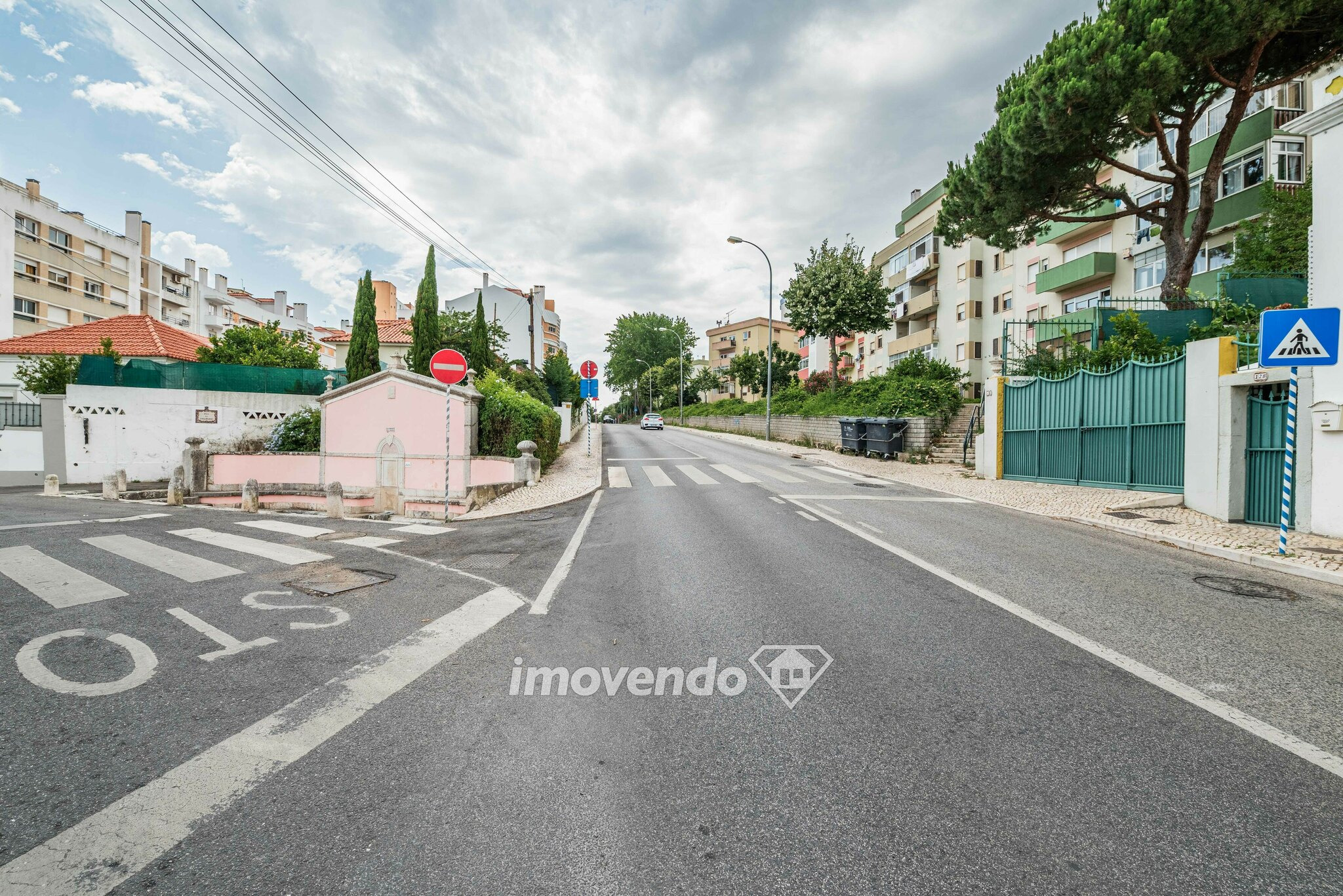 Apartamento T1 novo, a 1 km da praia, em Paço de Arcos