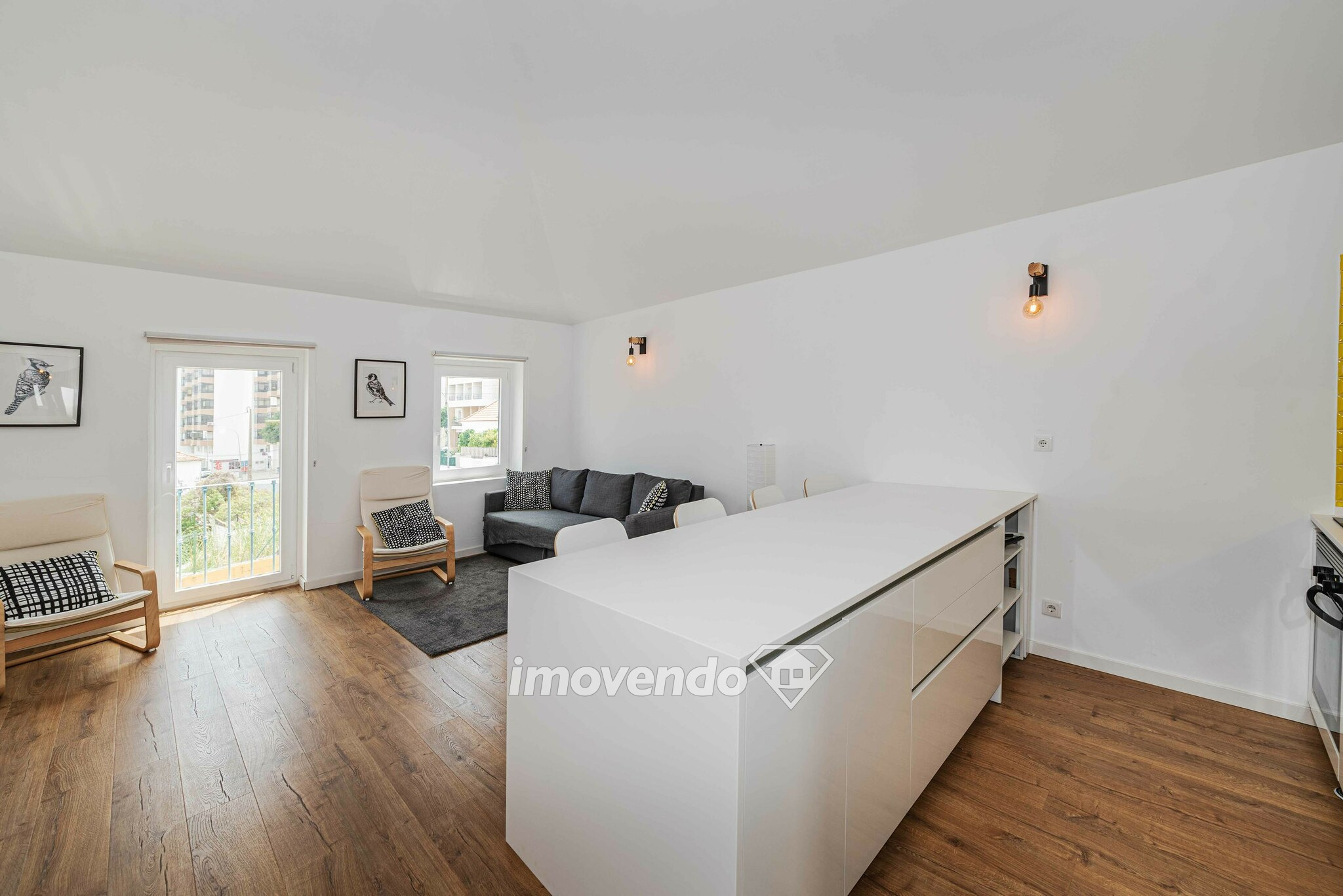 Apartamento T1 novo, a 1 km da praia, em Paço de Arcos