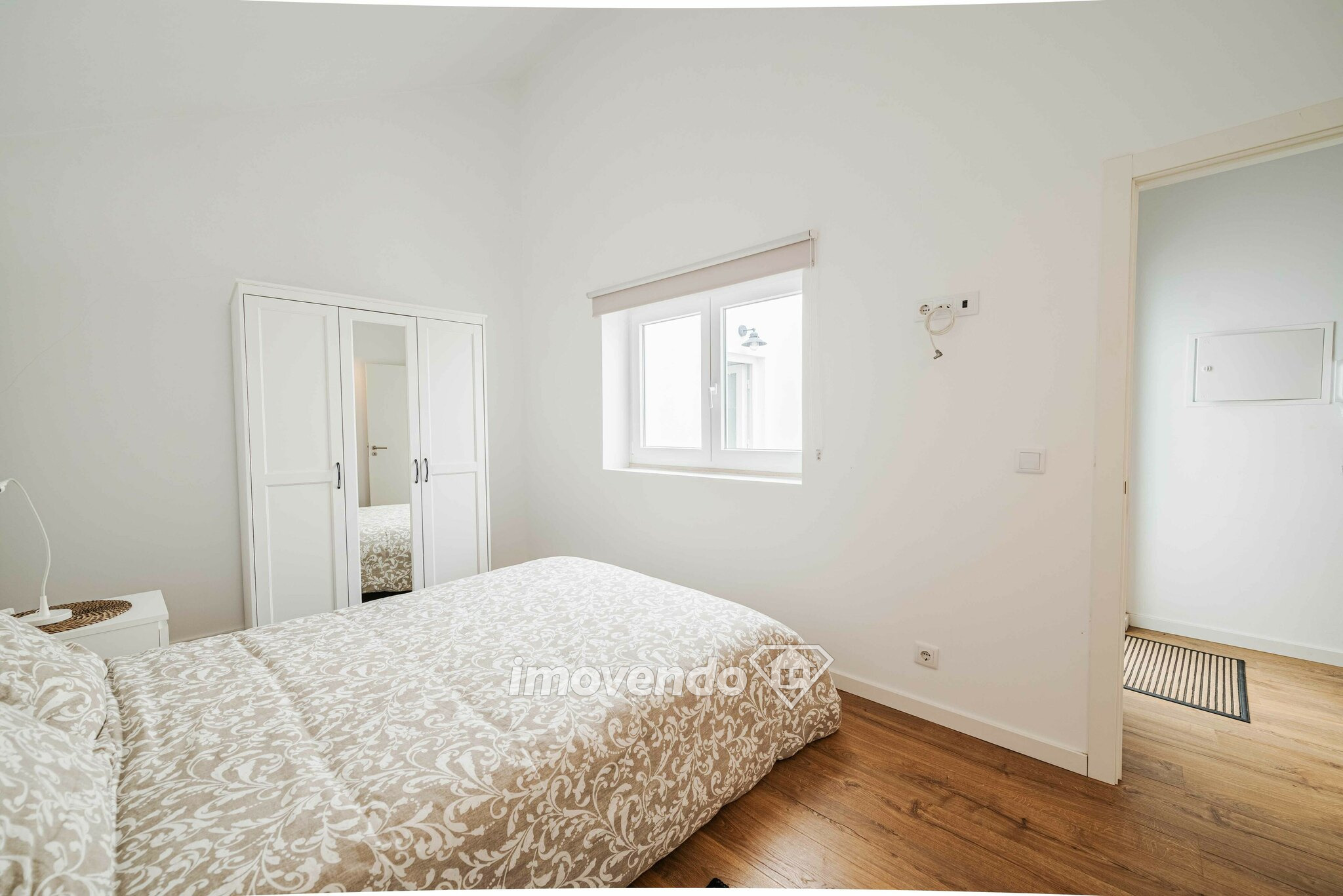 Apartamento T1 novo, a 1 km da praia, em Paço de Arcos