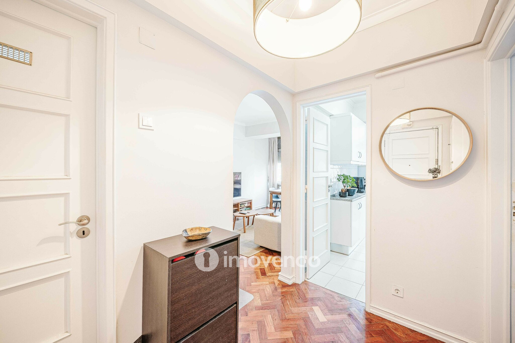 Apartamento T1, numa localização privilegiada, em Alvalade