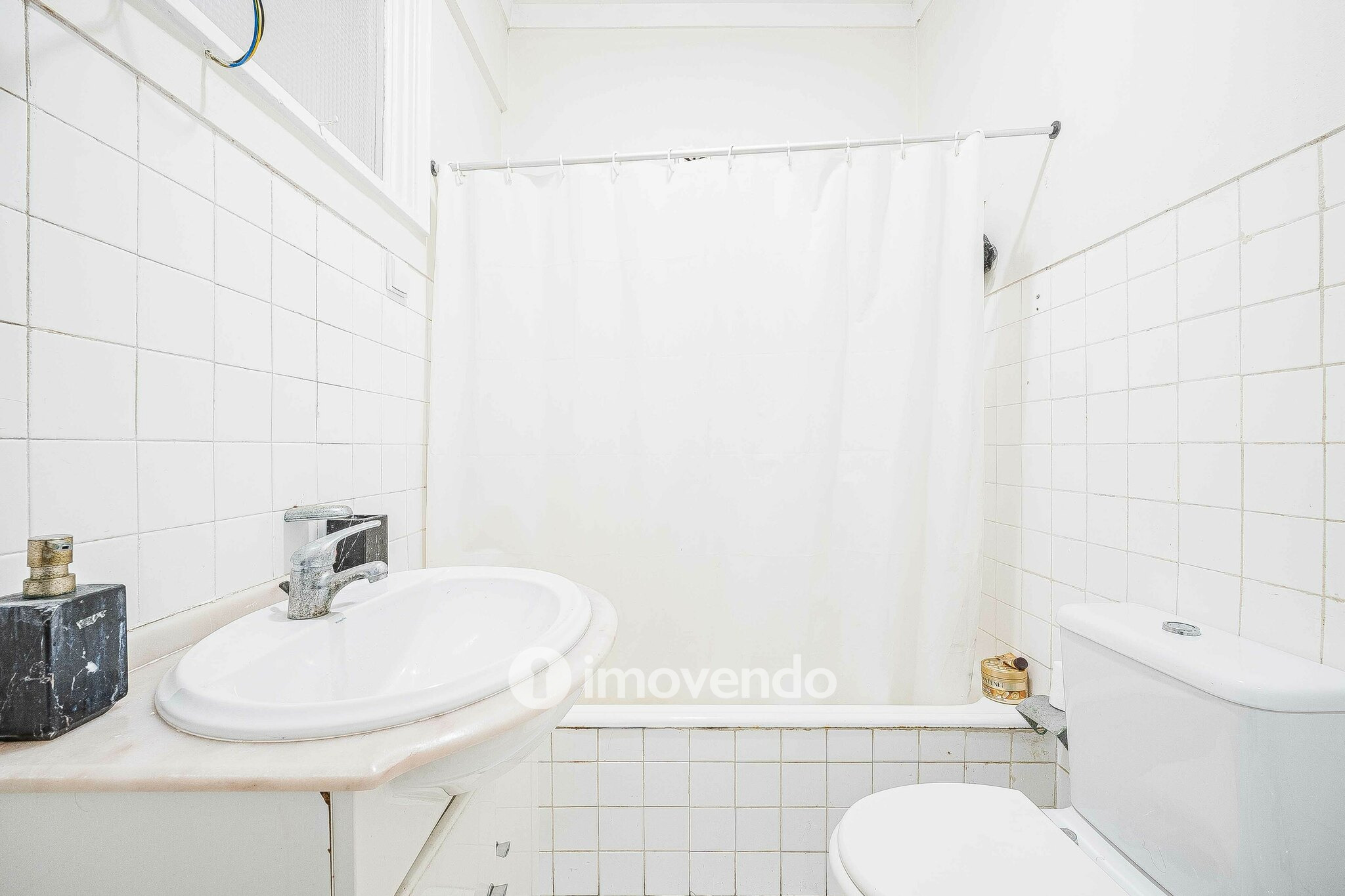 Apartamento T1, numa localização privilegiada, em Alvalade