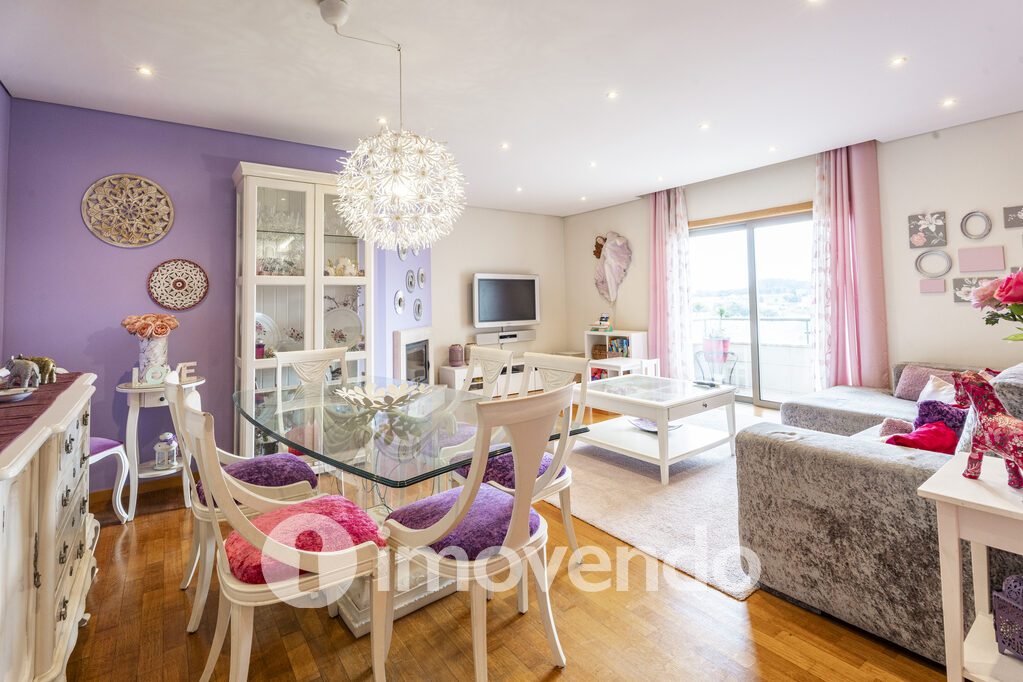 Apartamento T3 em Gondomar, Gondomar com 130 m<sup>2</sup> por 320.000