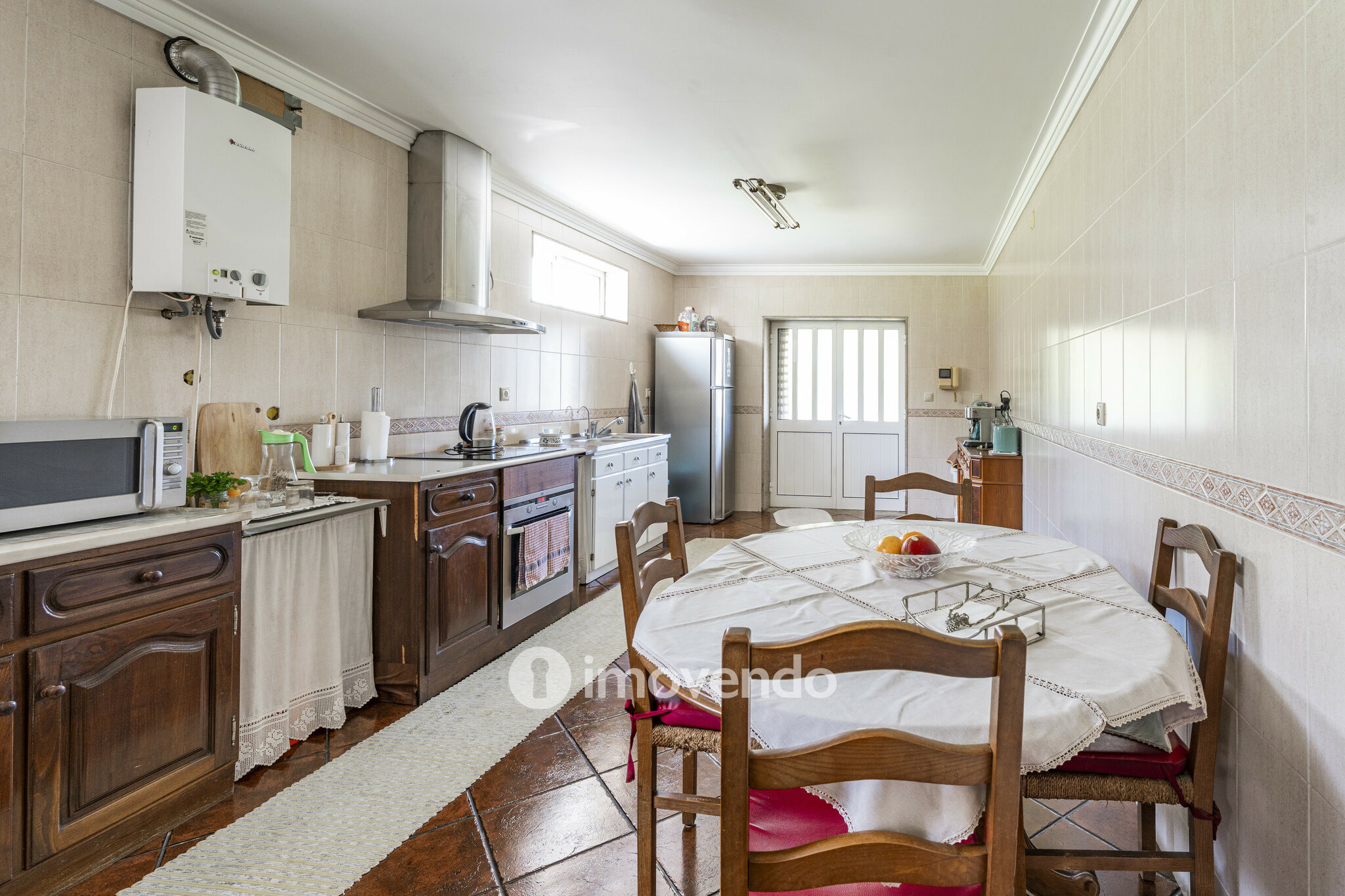 Moradia isolada T3, com terreno de 2.000m², em Vila Nova de Famalicão