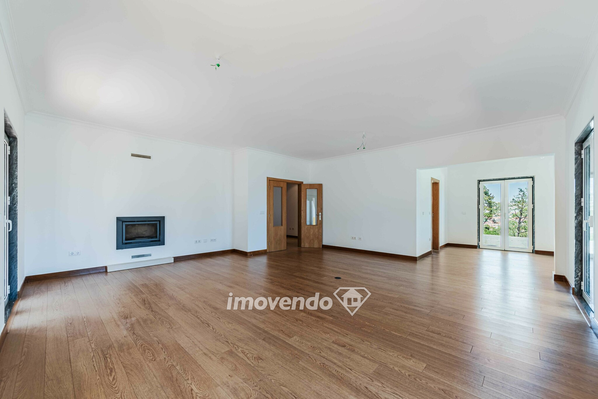 Moradia T5, pronta a habitar, próxima do TagusPark, em Barcarena