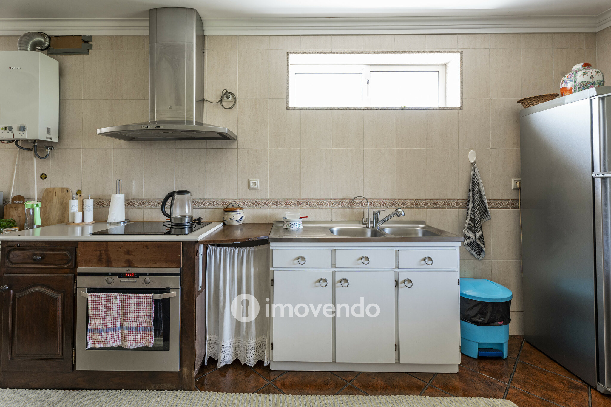 Moradia isolada T3, com terreno de 2.000m², em Vila Nova de Famalicão