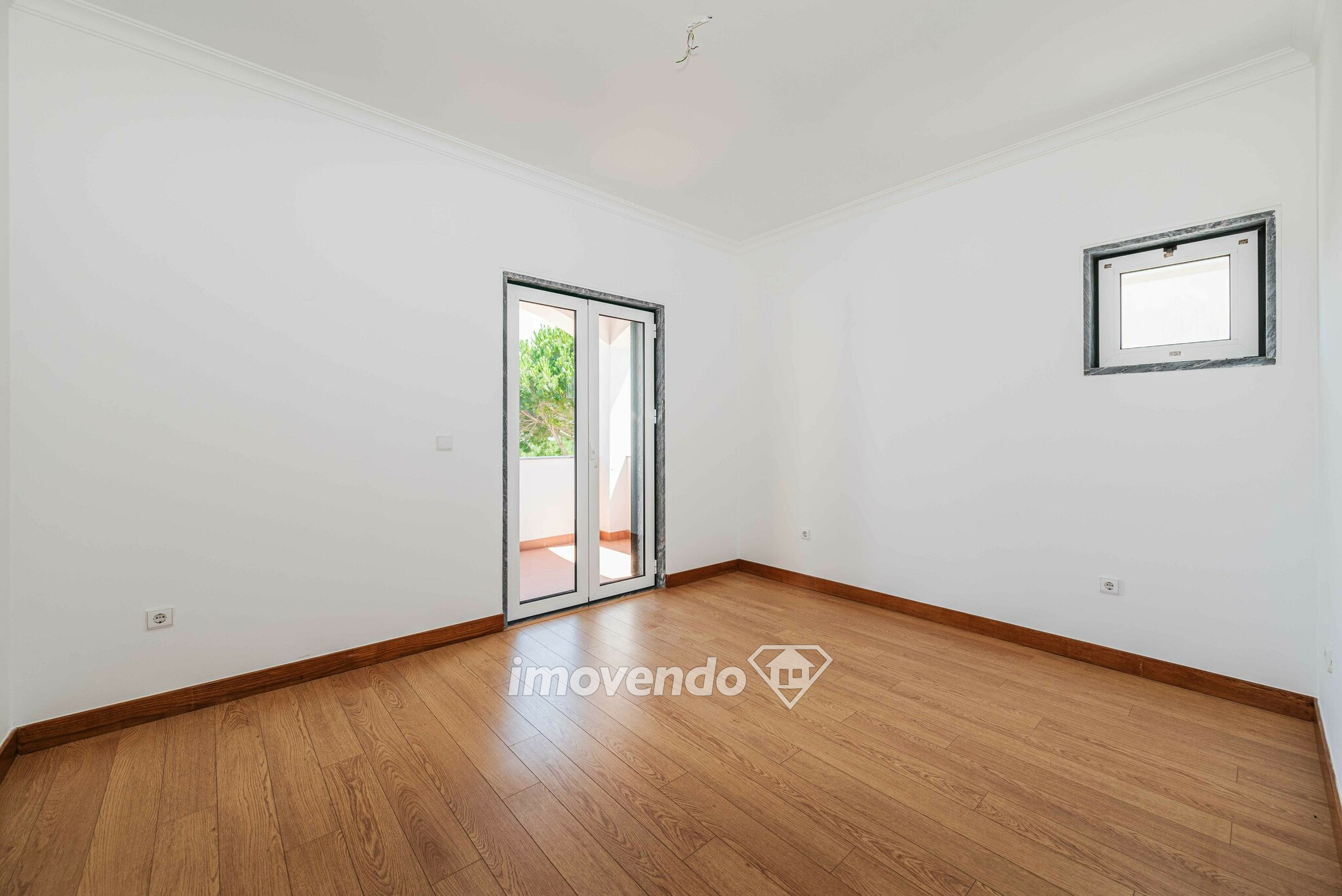 Moradia T5, pronta a habitar, próxima do TagusPark, em Barcarena