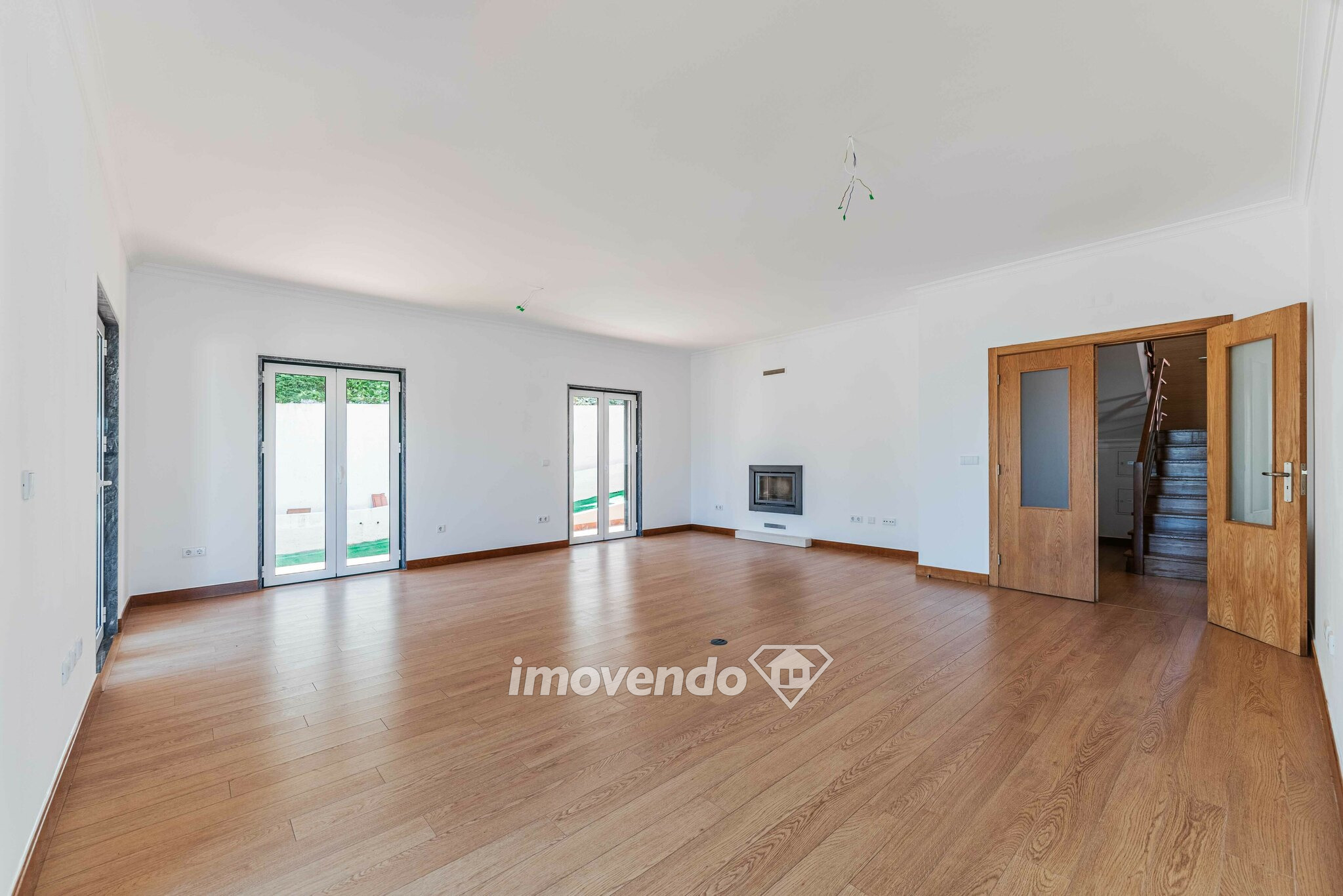 Moradia T5, pronta a habitar, próxima do TagusPark, em Barcarena