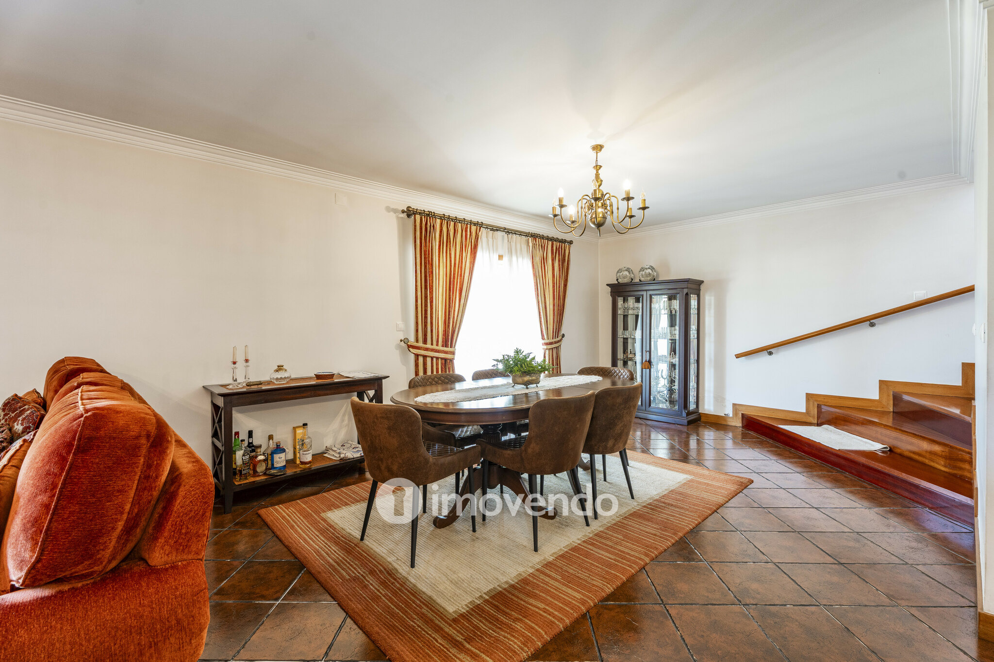 Moradia isolada T3, com terreno de 2.000m², em Vila Nova de Famalicão