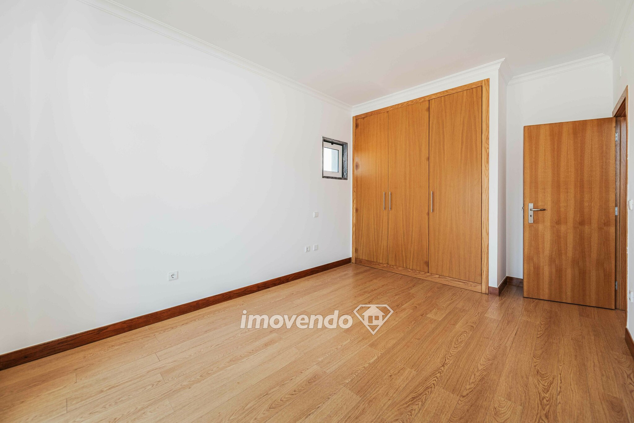 Moradia T5, pronta a habitar, próxima do TagusPark, em Barcarena