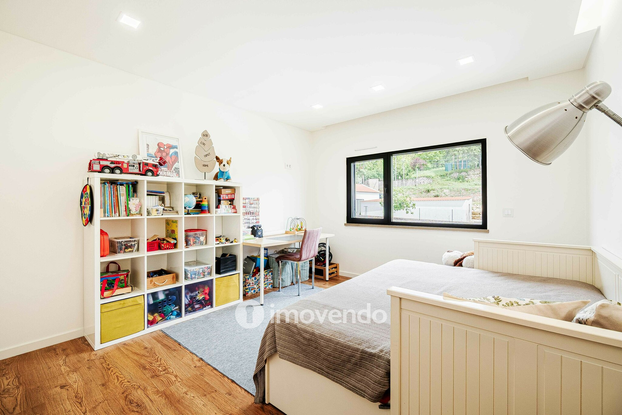 Moradia T5 exclusiva, com piscina e garagem, no Milharado, Mafra