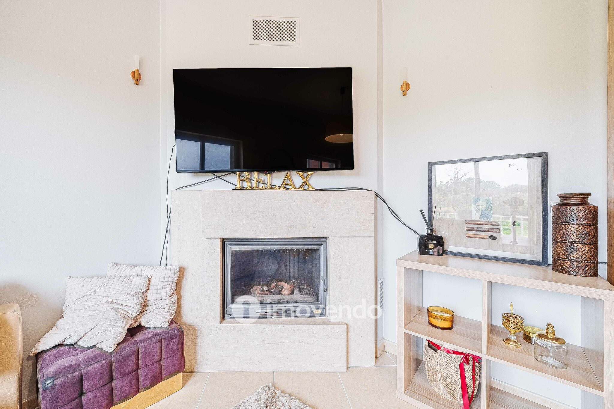 Andar de Moradia T2 Duplex, com garagem e logradouro, no Seixal