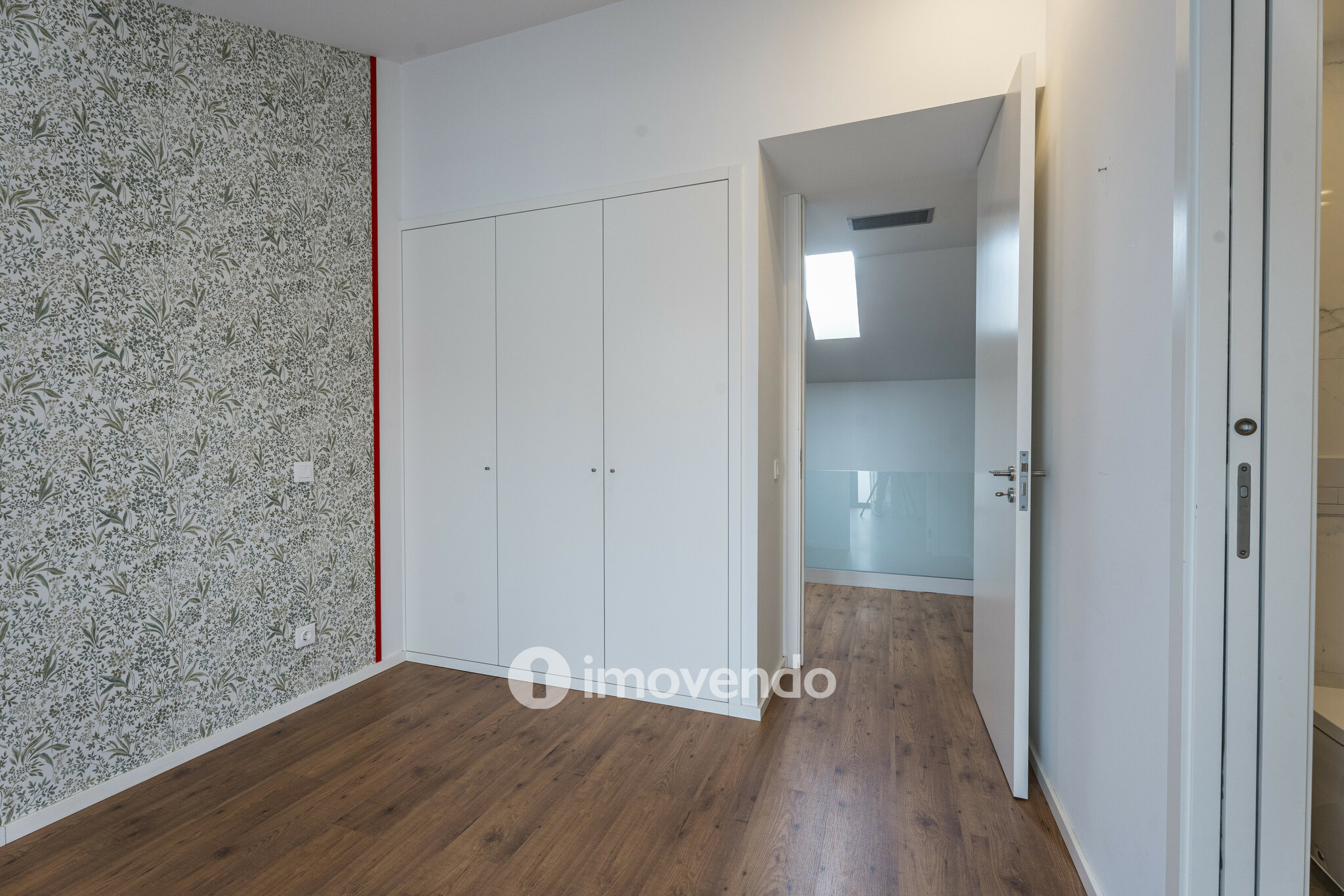 Apartamento T2+1 Duplex, com estacionamento, no Bonfim, Porto
