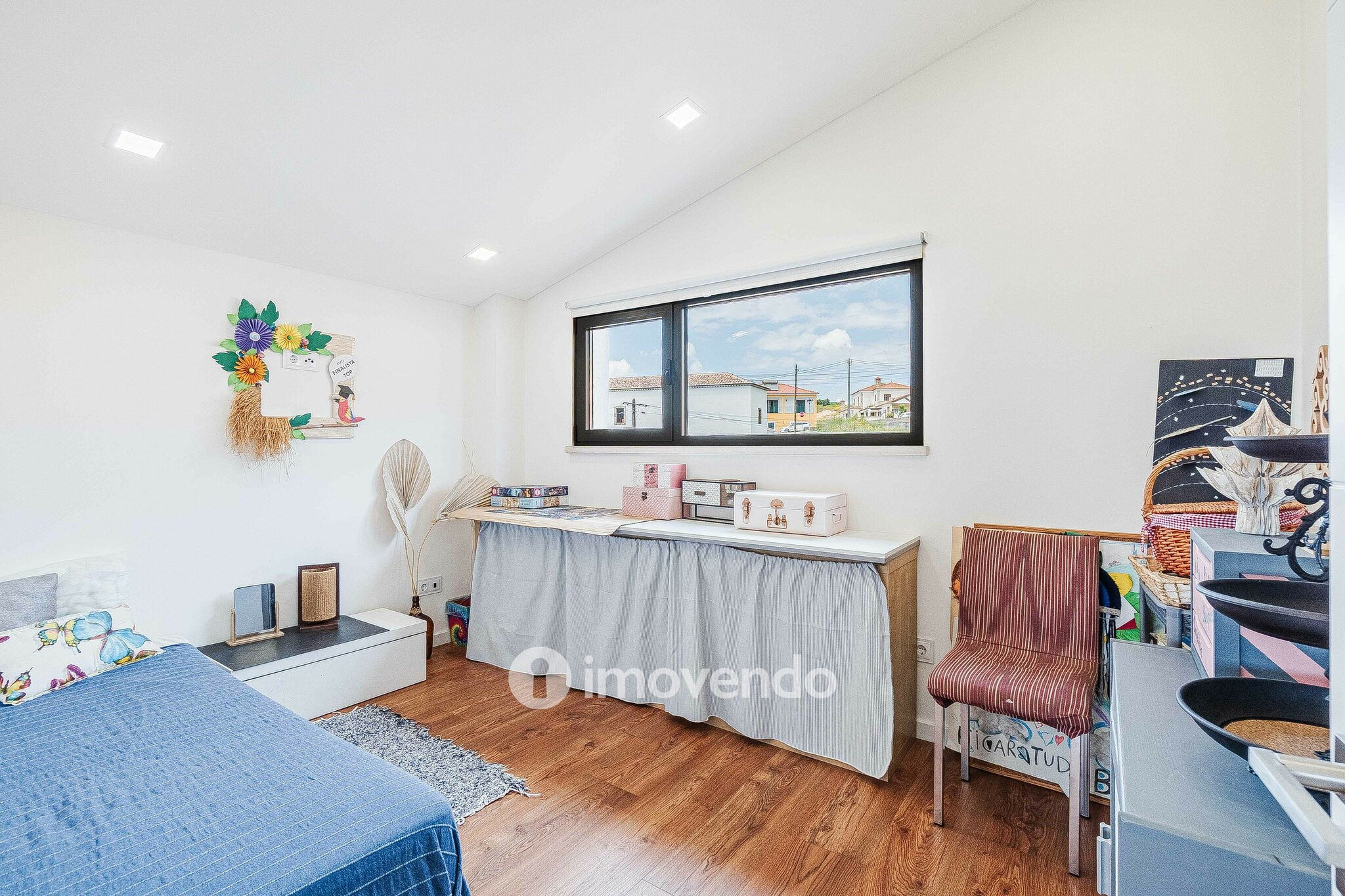 Moradia T5 exclusiva, com piscina e garagem, no Milharado, Mafra