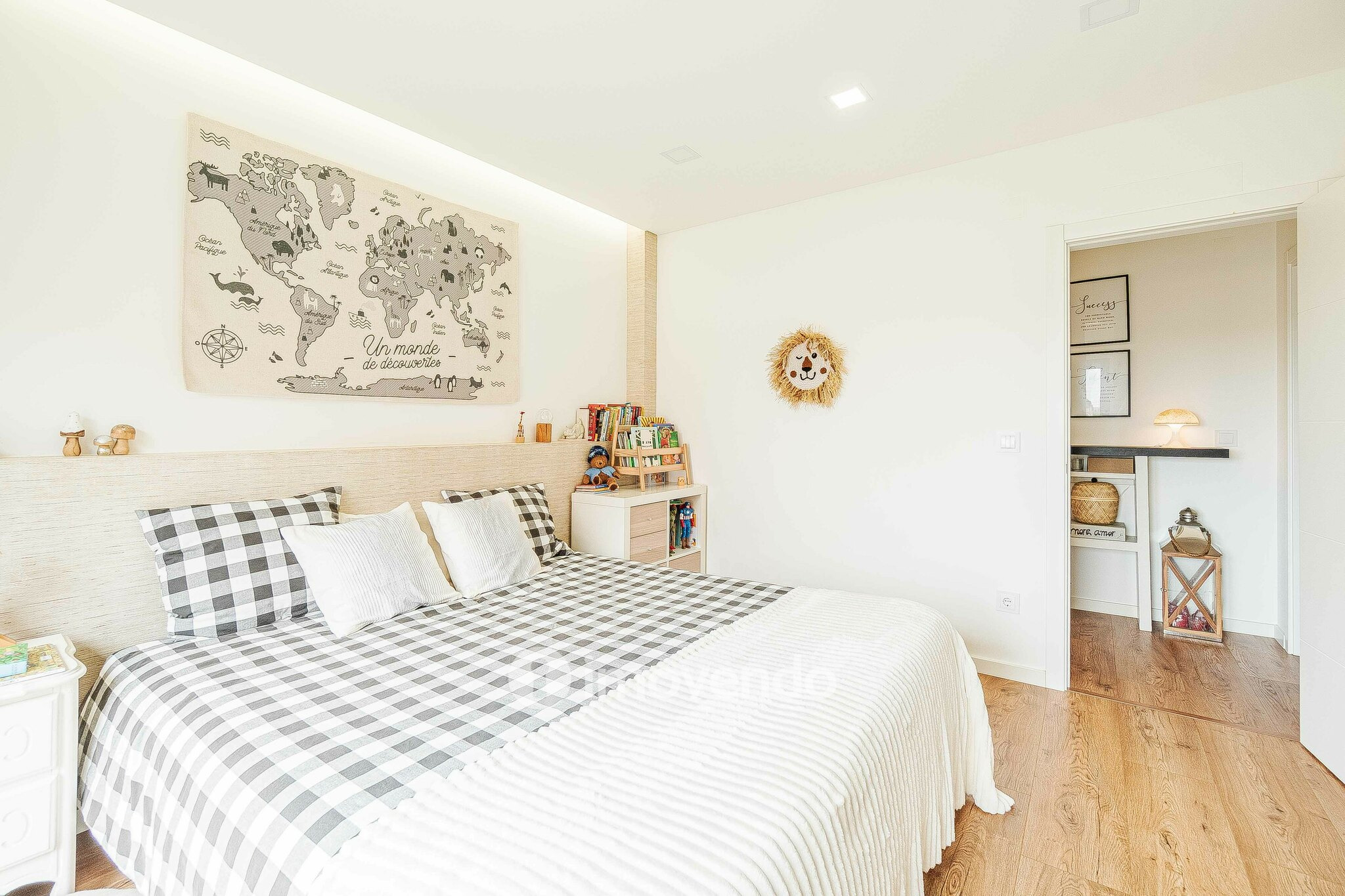 Moradia T5 exclusiva, com piscina e garagem, no Milharado, Mafra