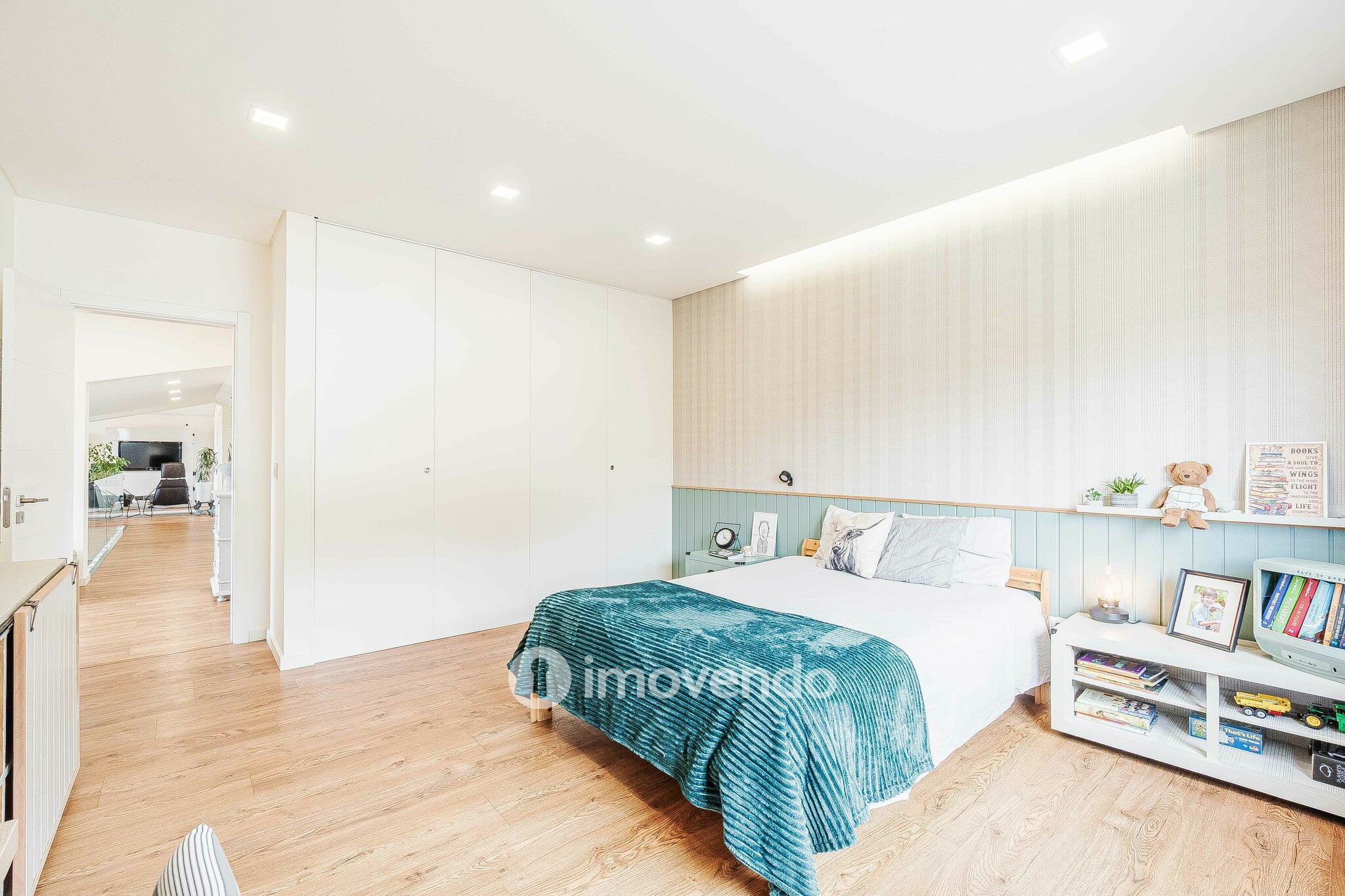 Moradia T5 exclusiva, com piscina e garagem, no Milharado, Mafra