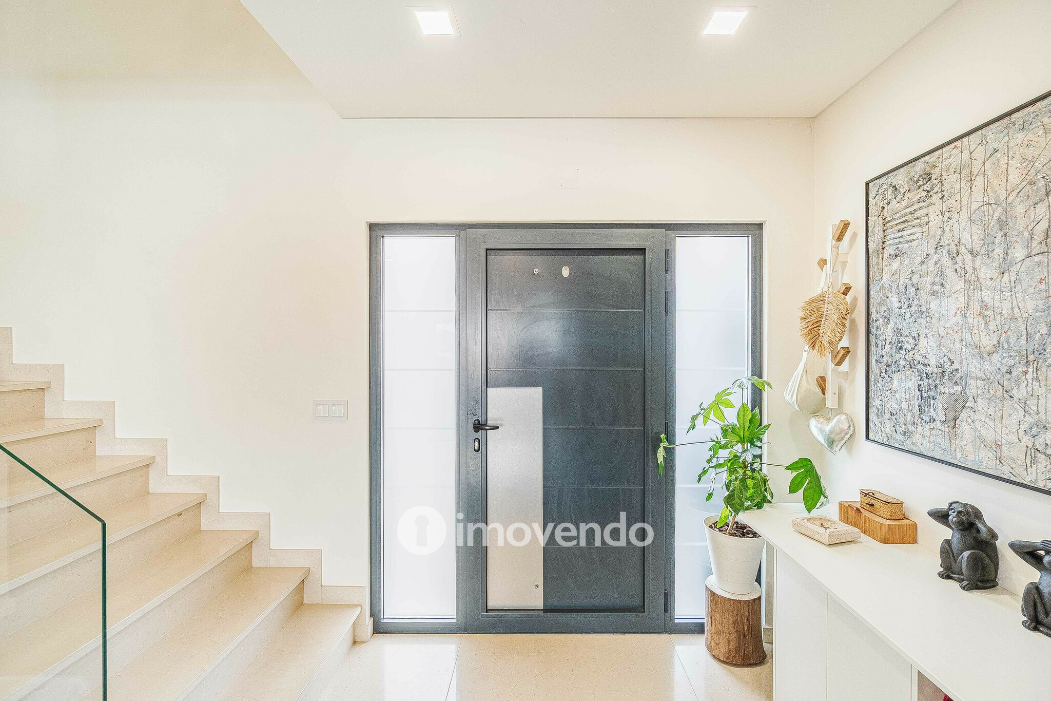 Moradia T5 exclusiva, com piscina e garagem, no Milharado, Mafra