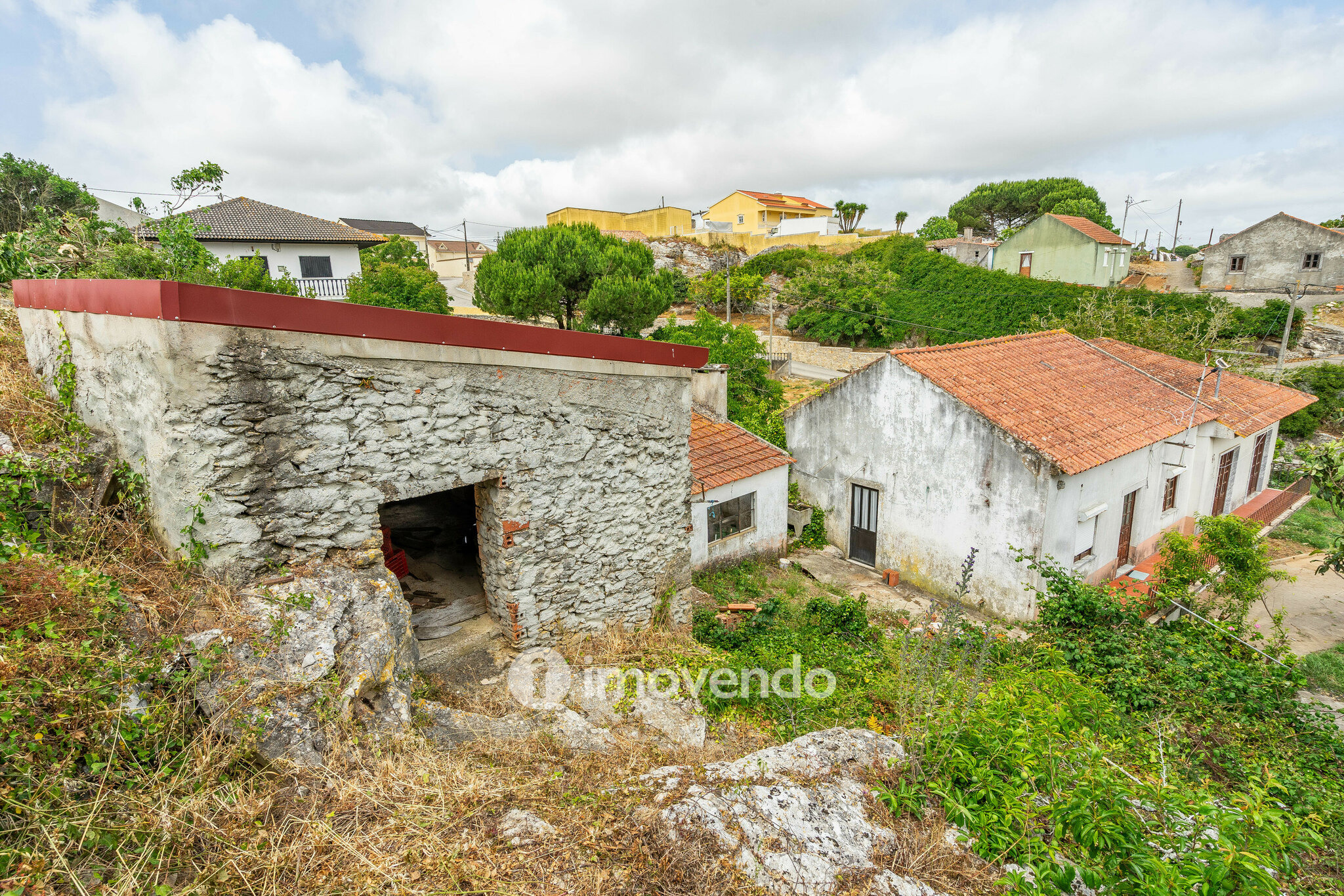 Moradia isolada T4, com terreno, no Reguengo Grande, Lourinhã