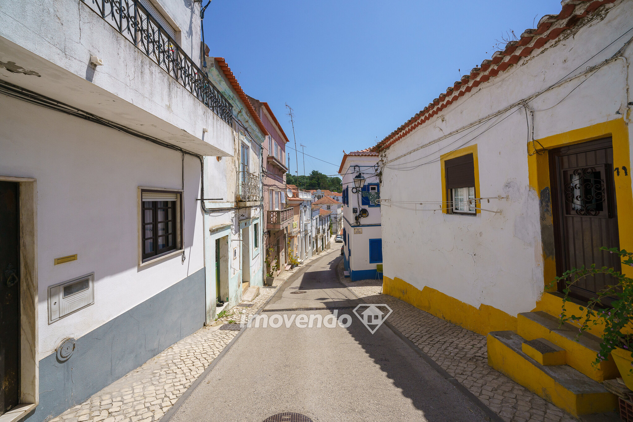 Apartamento T1 Duplex, totalmente remodelado, em Alcácer do Sal