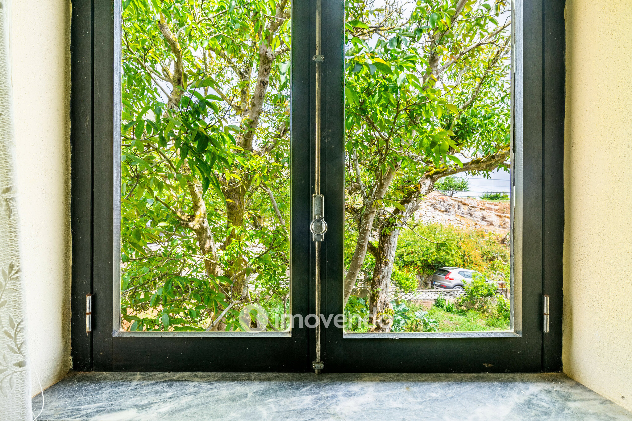 Moradia isolada T4, com terreno, no Reguengo Grande, Lourinhã