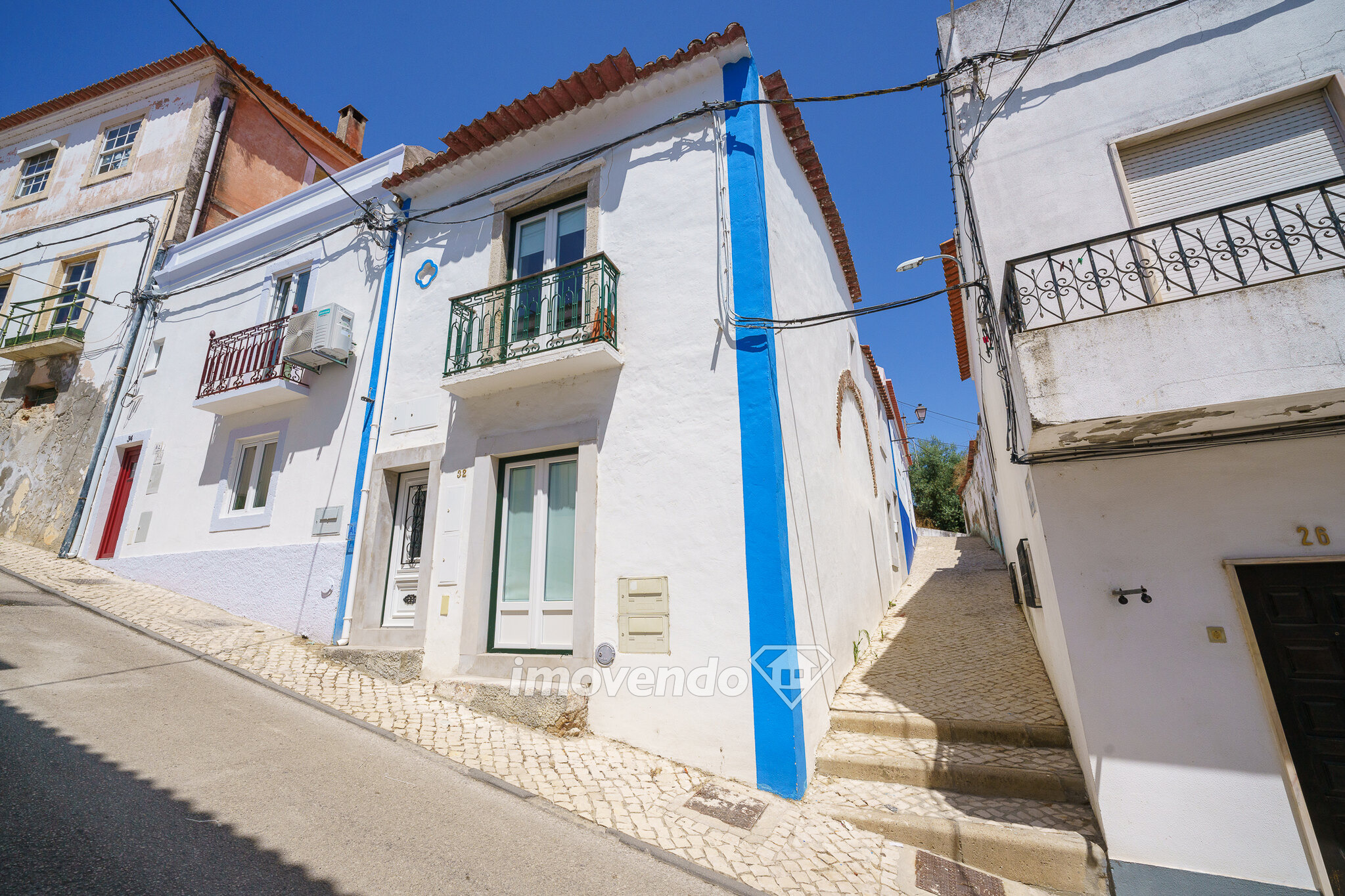 Apartamento T1 Duplex, totalmente remodelado, em Alcácer do Sal