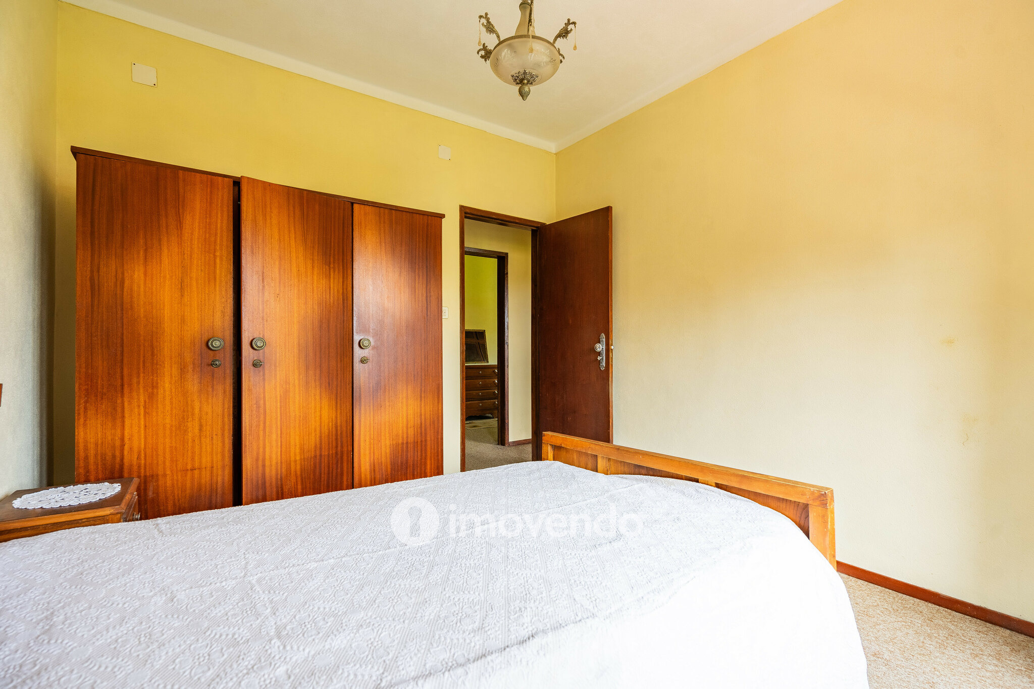 Moradia isolada T4, com terreno, no Reguengo Grande, Lourinhã