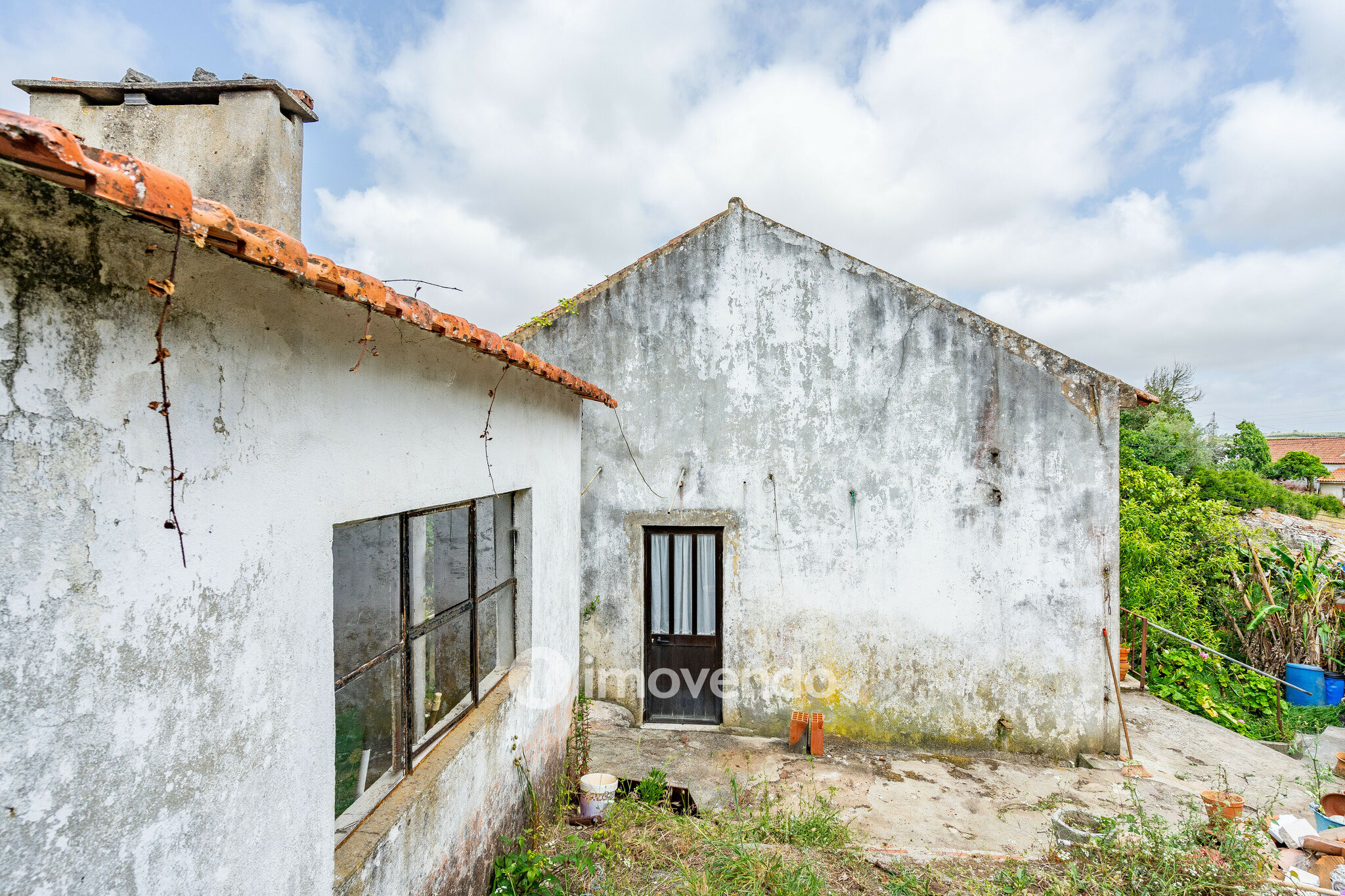 Moradia isolada T4, com terreno, no Reguengo Grande, Lourinhã