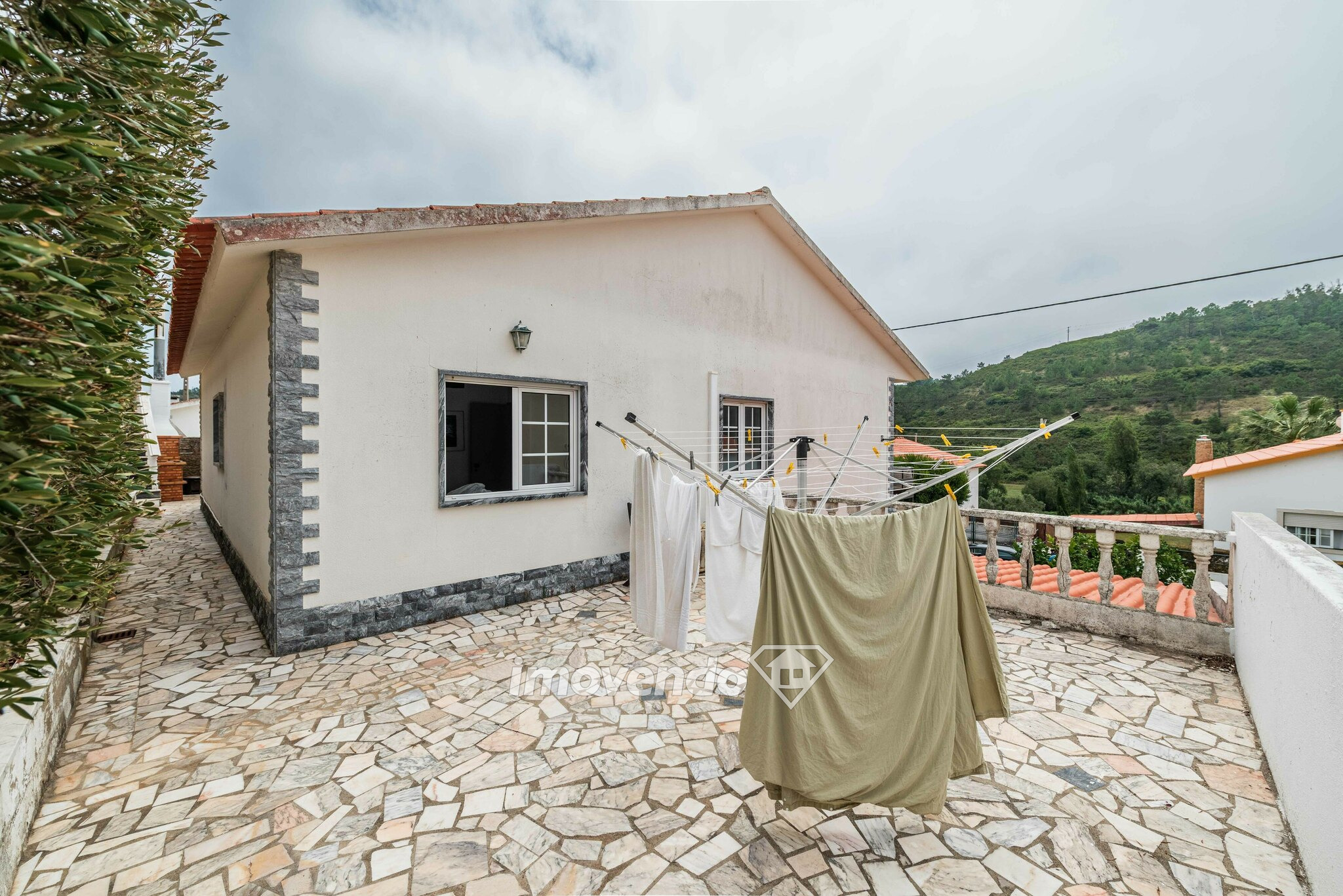 Moradia T4, com piscina e garagem, perto da praia, na Ericeira