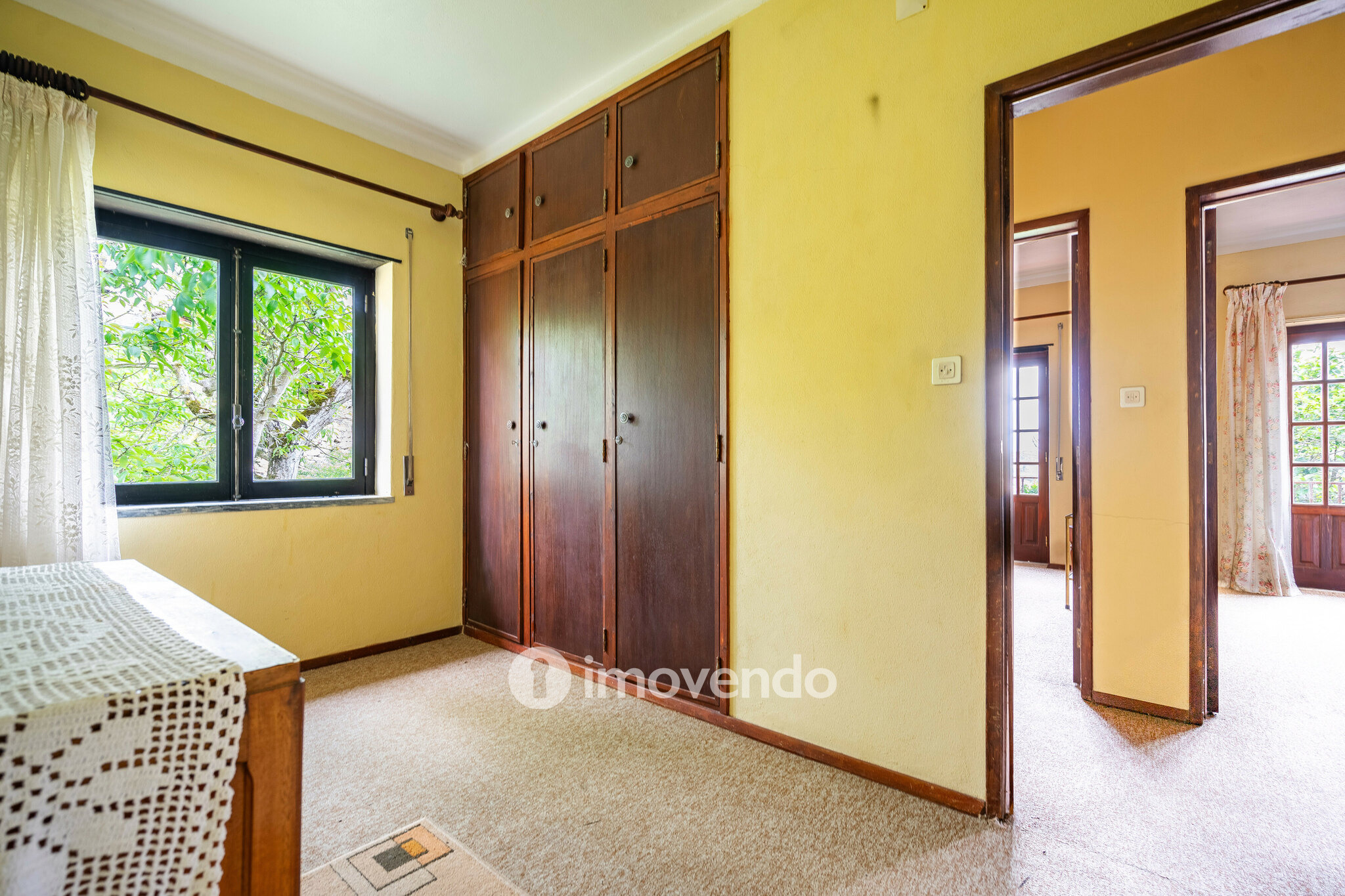 Moradia isolada T4, com terreno, no Reguengo Grande, Lourinhã